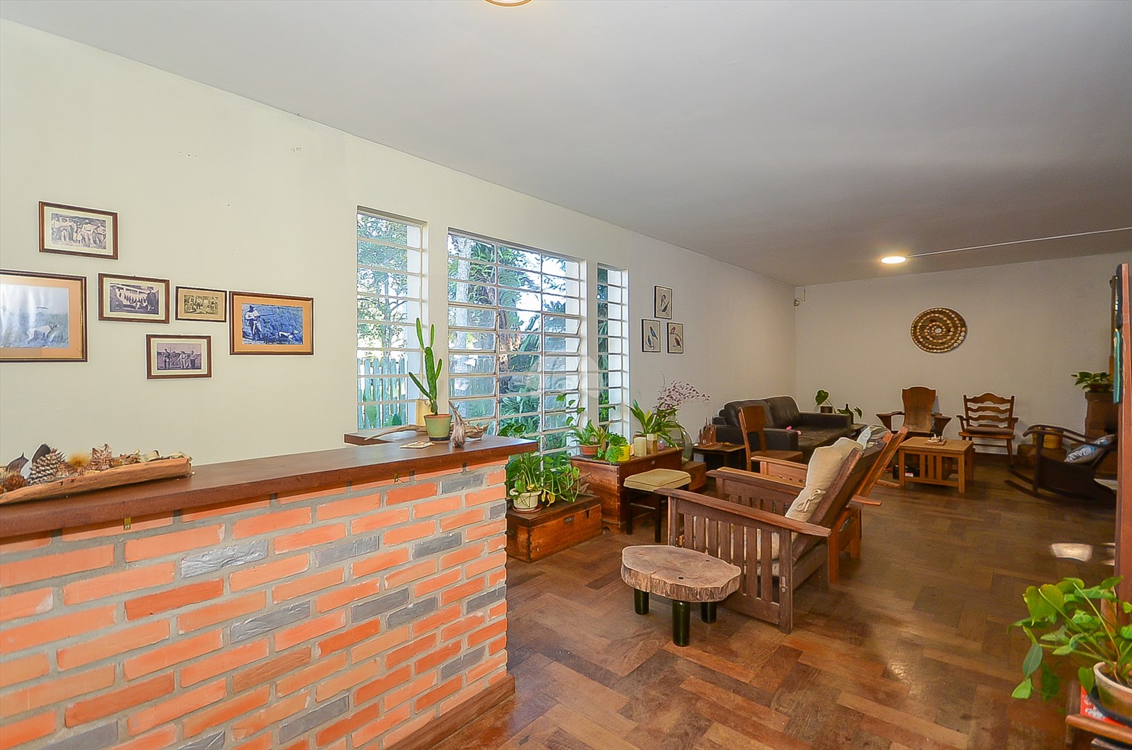 Casa à venda em Jardim Social, Curitiba — Imobiliária Andrade