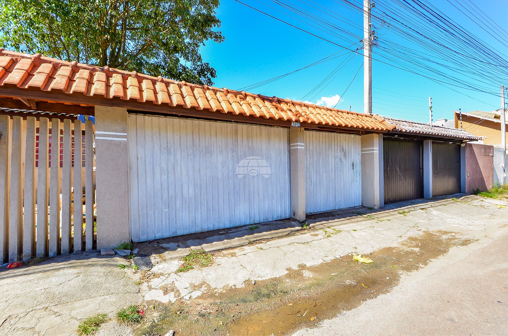 Casa à venda em Guabirotuba, Curitiba — Imóveis em Curitiba - Jamaica Imóveis