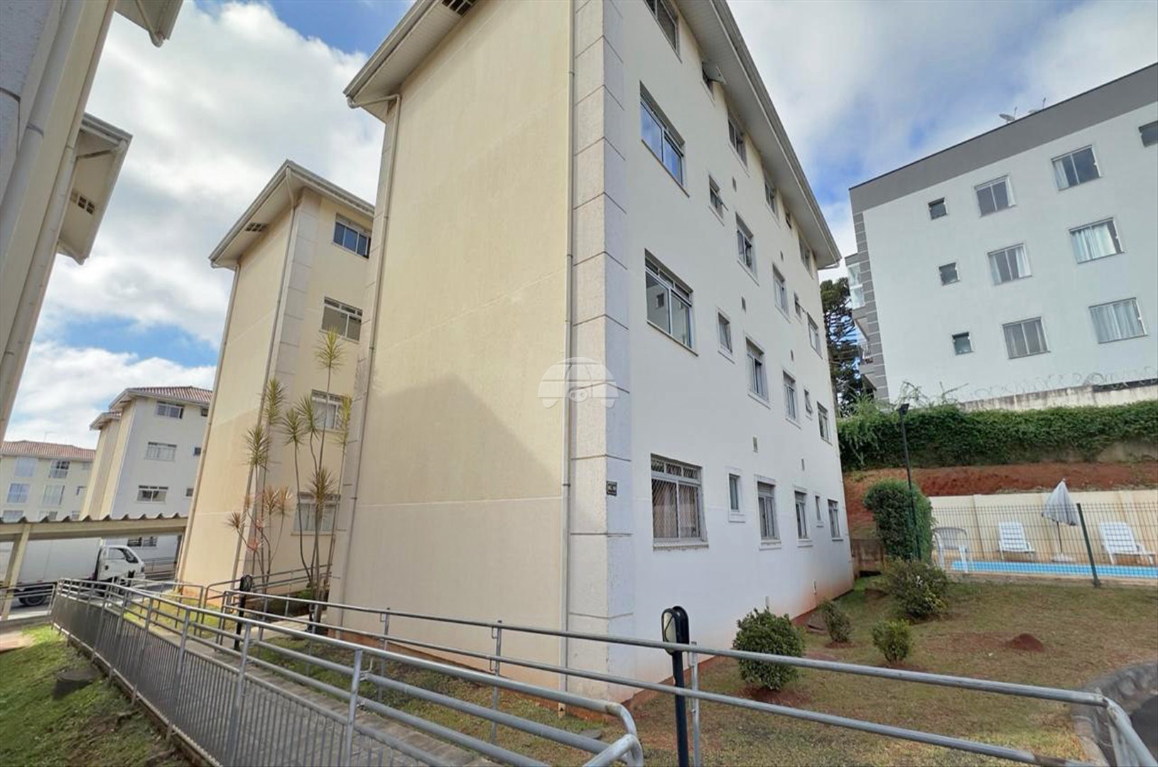Apartamento para alugar em São Gabriel, Colombo — Portal Chave Fácil