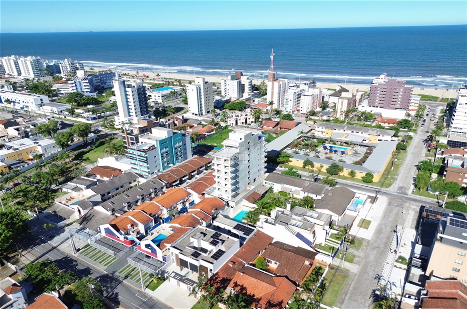 Apartamento à venda em Caioba, Matinhos — Portal Chave Fácil