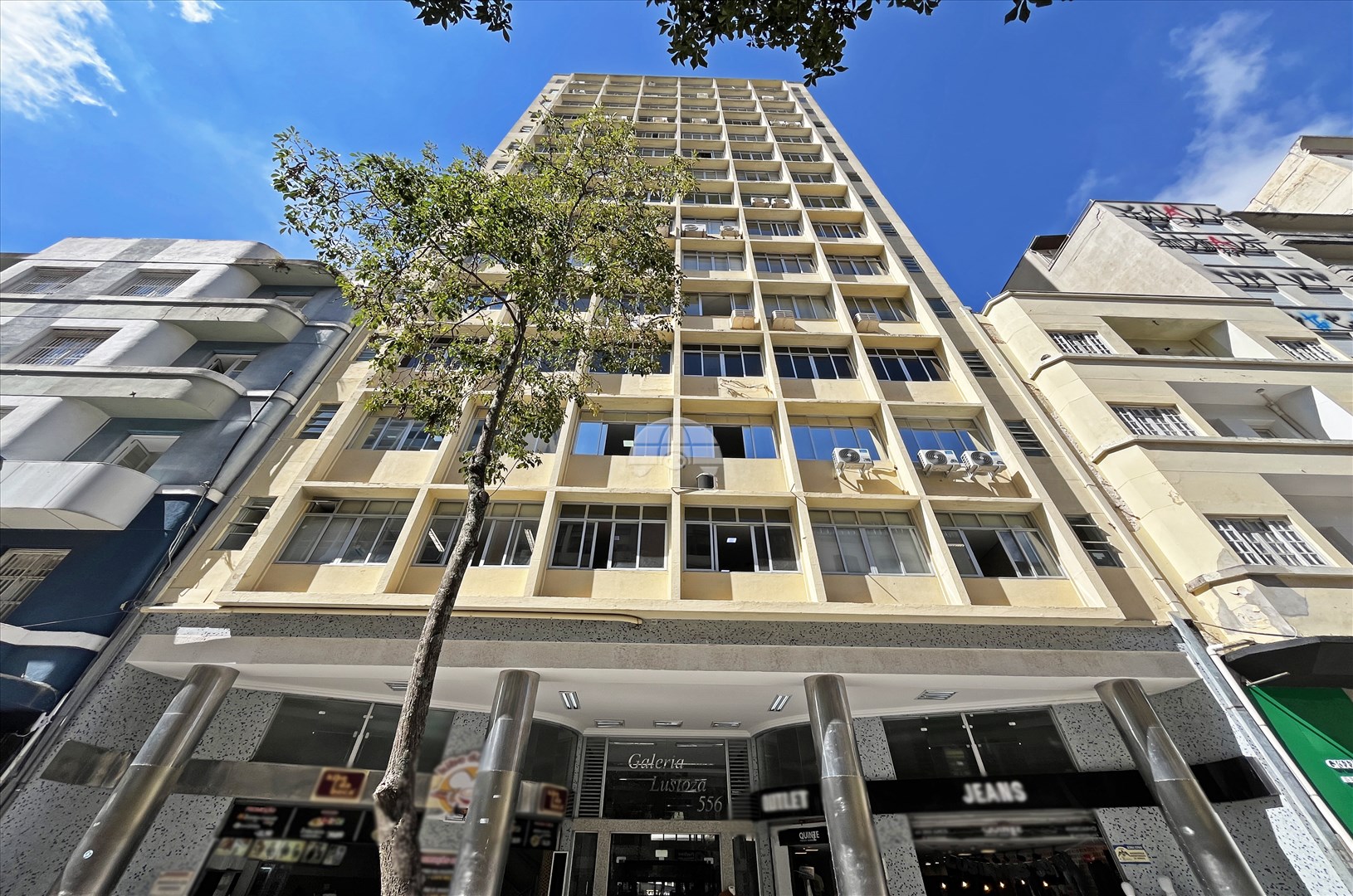 Sala/Conjunto Comercial para alugar em Centro, Curitiba — Portal Chave Fácil