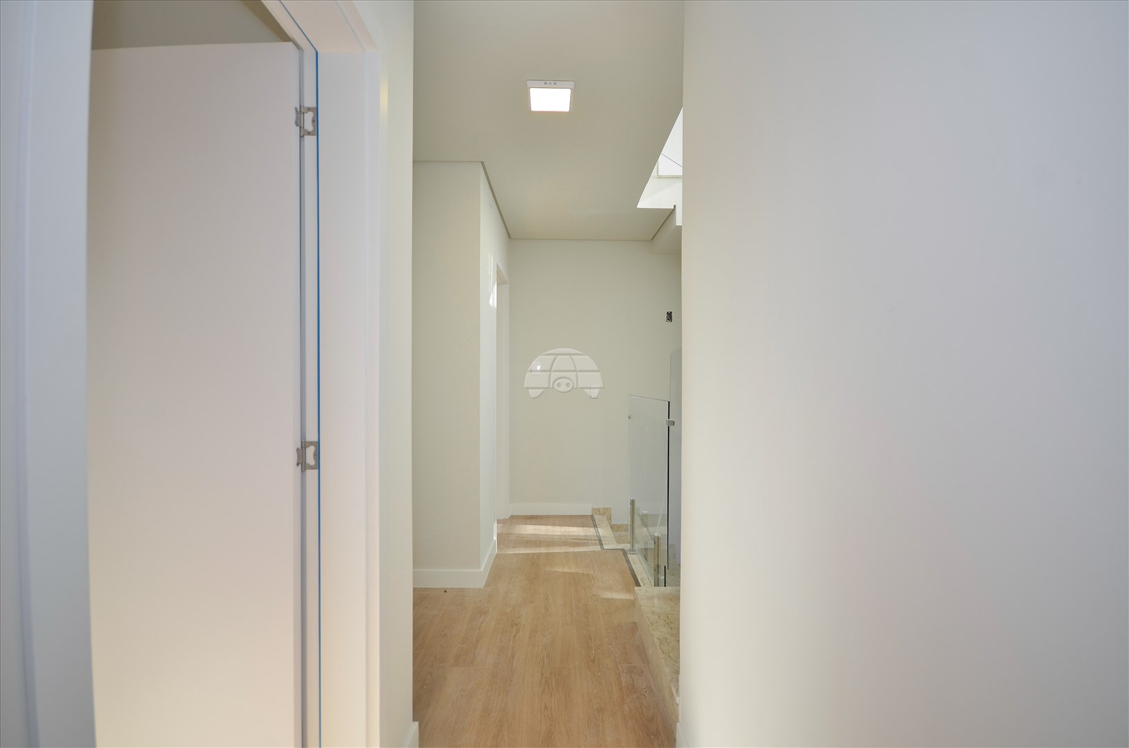 Casa para alugar em Mercês, Curitiba — Imobiliária Razão
