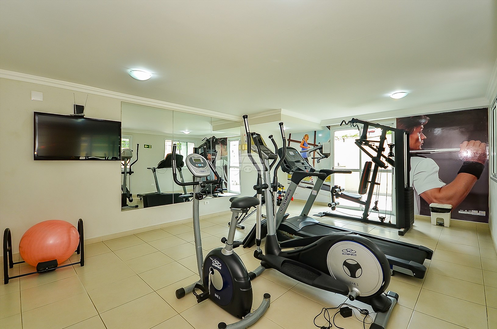 Apartamento à venda em Mercês, Curitiba — Imobiliária Cilar