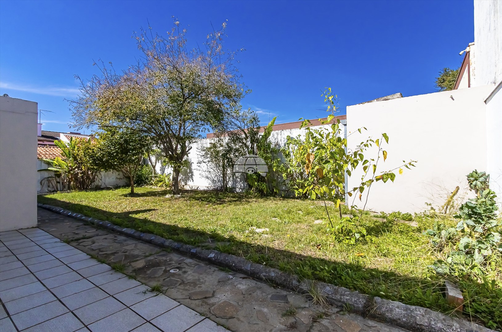 Casa à venda em Jardim Social, Curitiba — Imobiliária Andrade