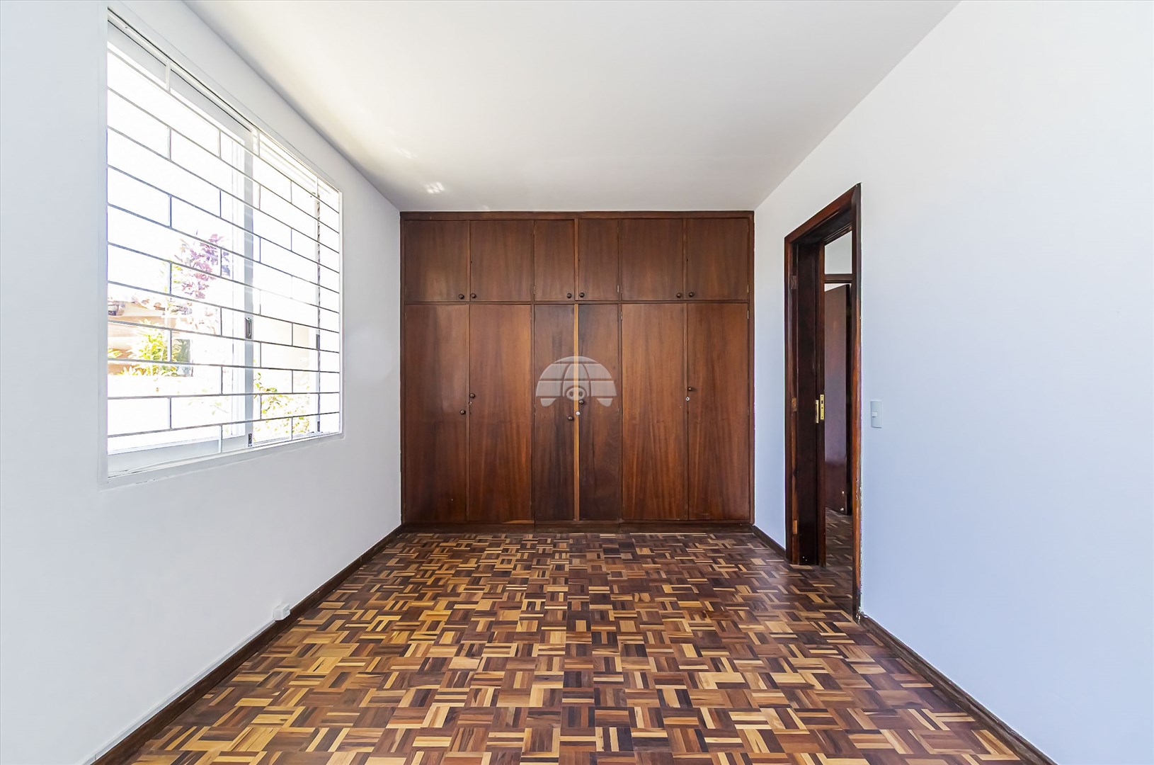 Casa à venda em Jardim Social, Curitiba — Imobiliária Andrade