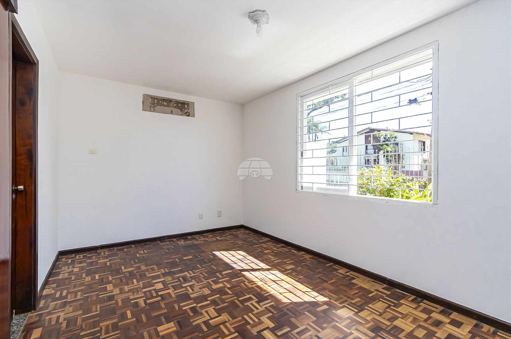 Casa à venda em Jardim Social, Curitiba — Imobiliária Andrade