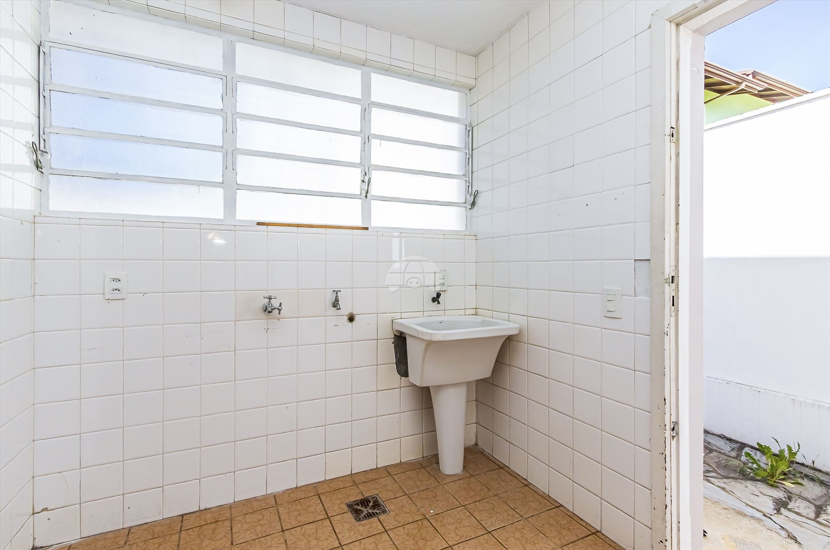 Casa à venda em Jardim Social, Curitiba — Imobiliária Andrade