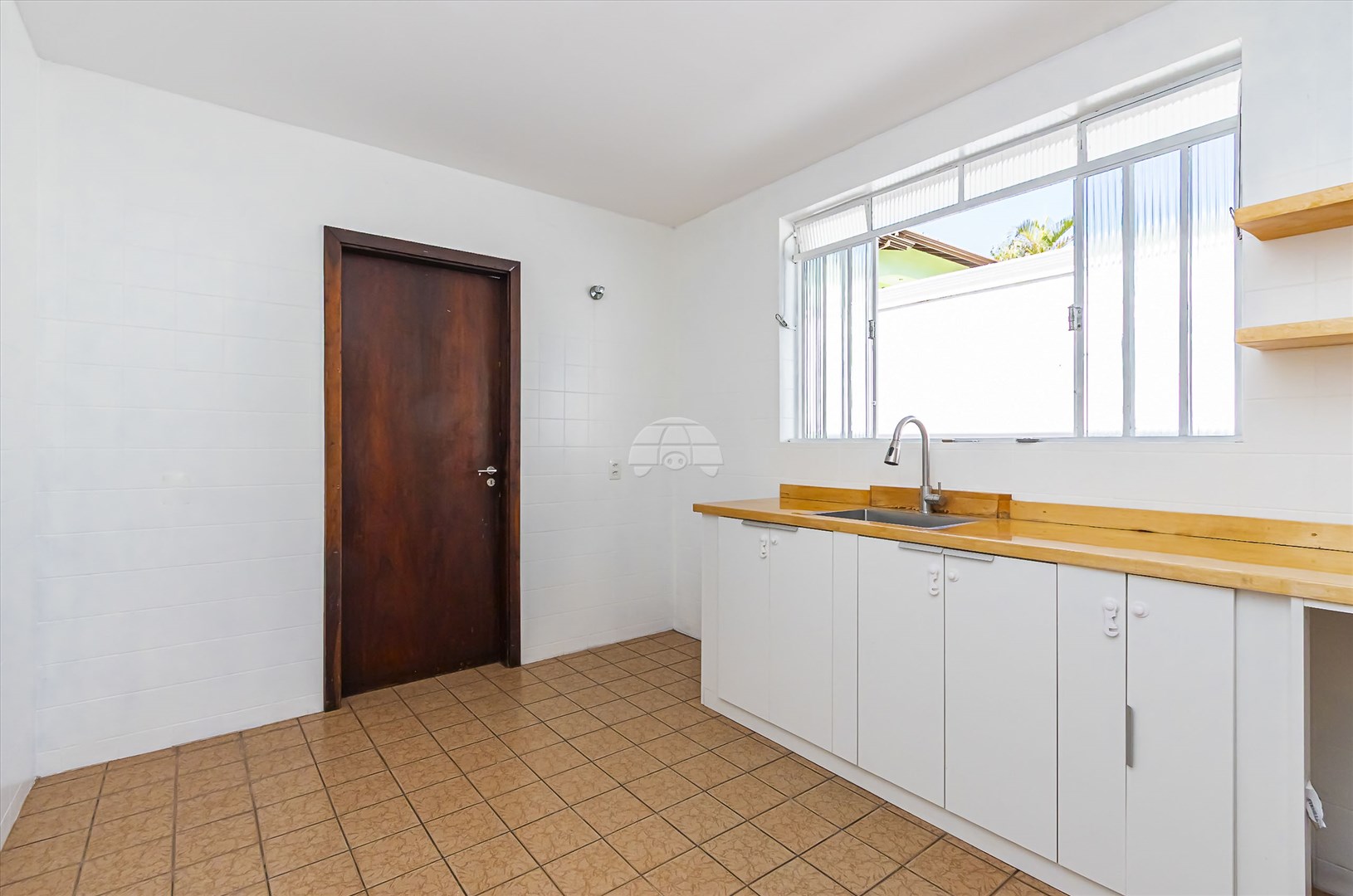 Casa à venda em Jardim Social, Curitiba — Imobiliária Andrade