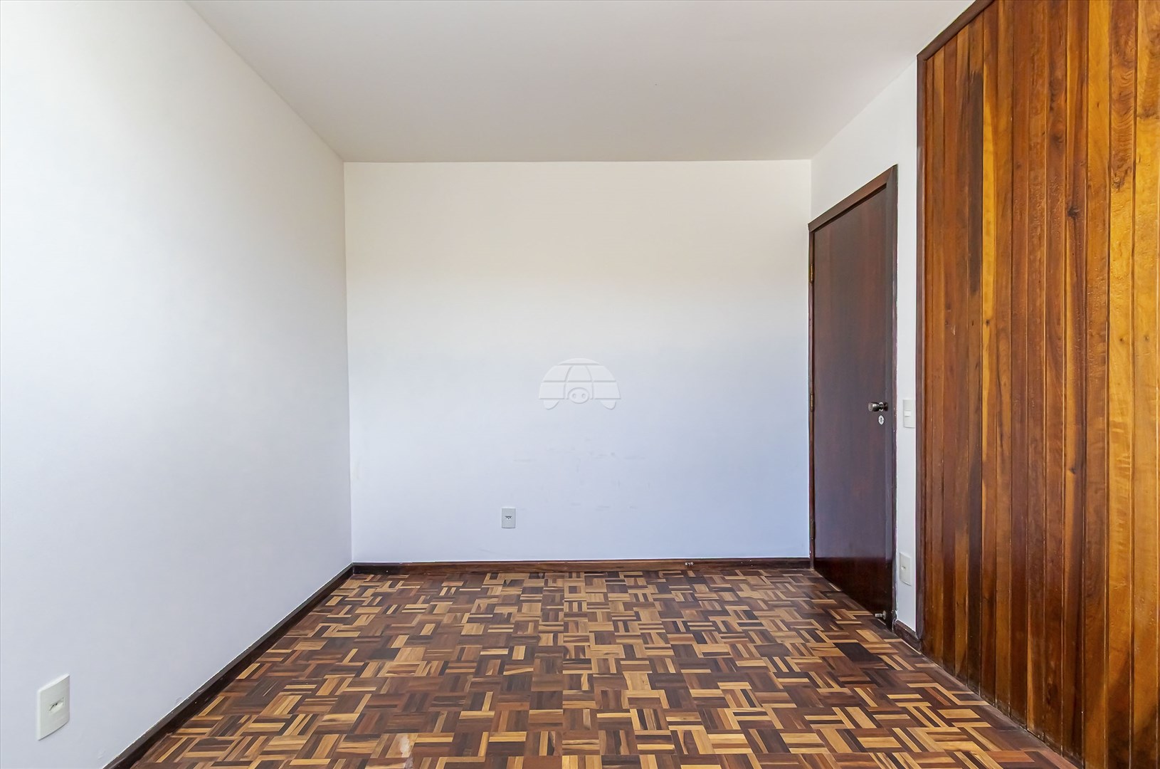 Casa à venda em Jardim Social, Curitiba — Imobiliária Andrade