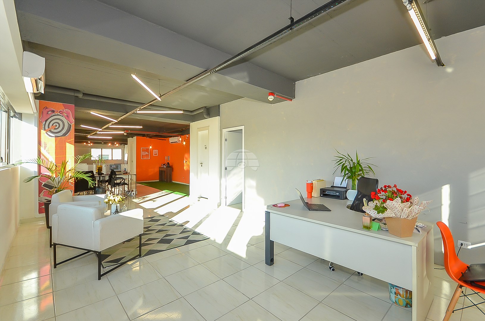 Sala/Conjunto Comercial à venda em Centro, Curitiba — Portal Chave Fácil