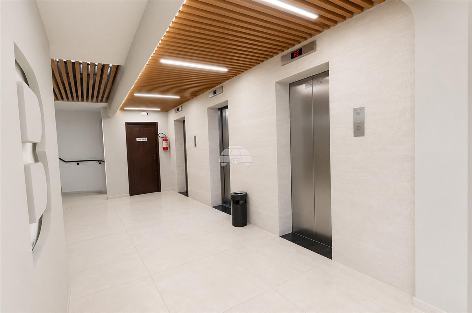 Sala/Conjunto Comercial à venda em Centro, Joinville — Portal Chave Fácil