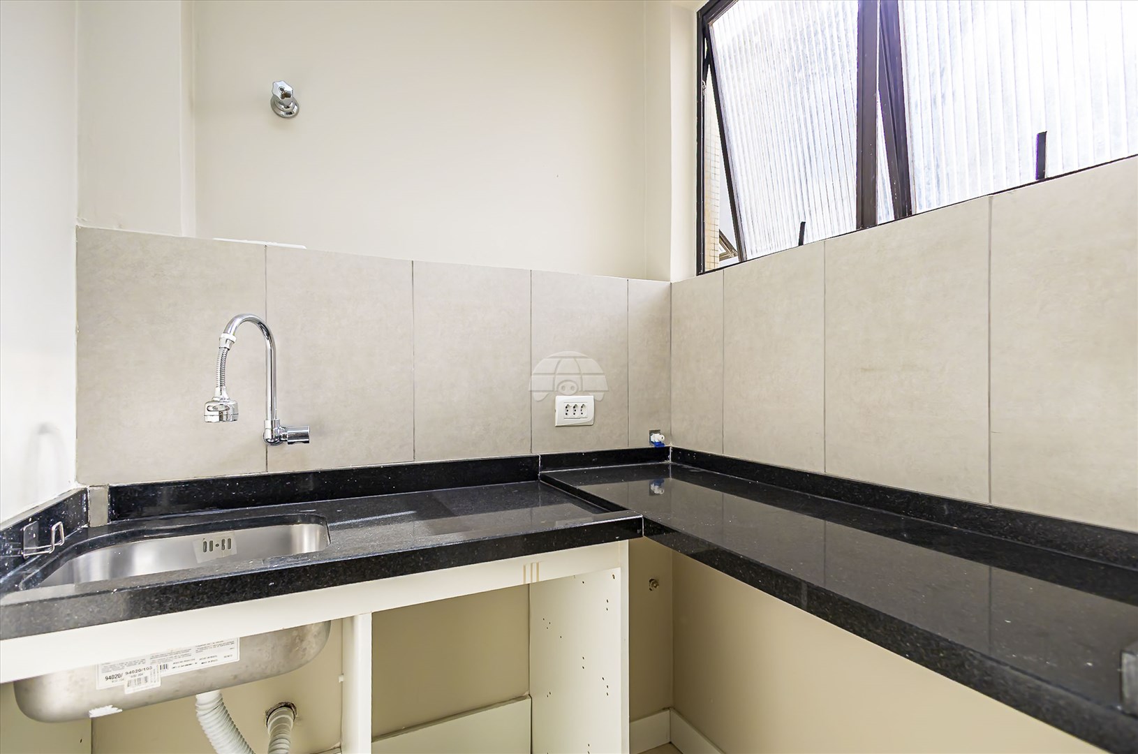 Sala/Conjunto Comercial à venda em Centro, Curitiba — Portal Chave Fácil