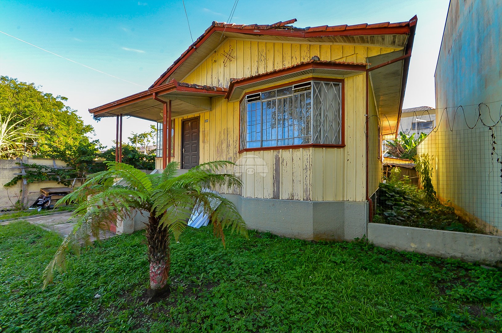 Terreno/Área à venda em Tingui, Curitiba — Portal Chave Fácil