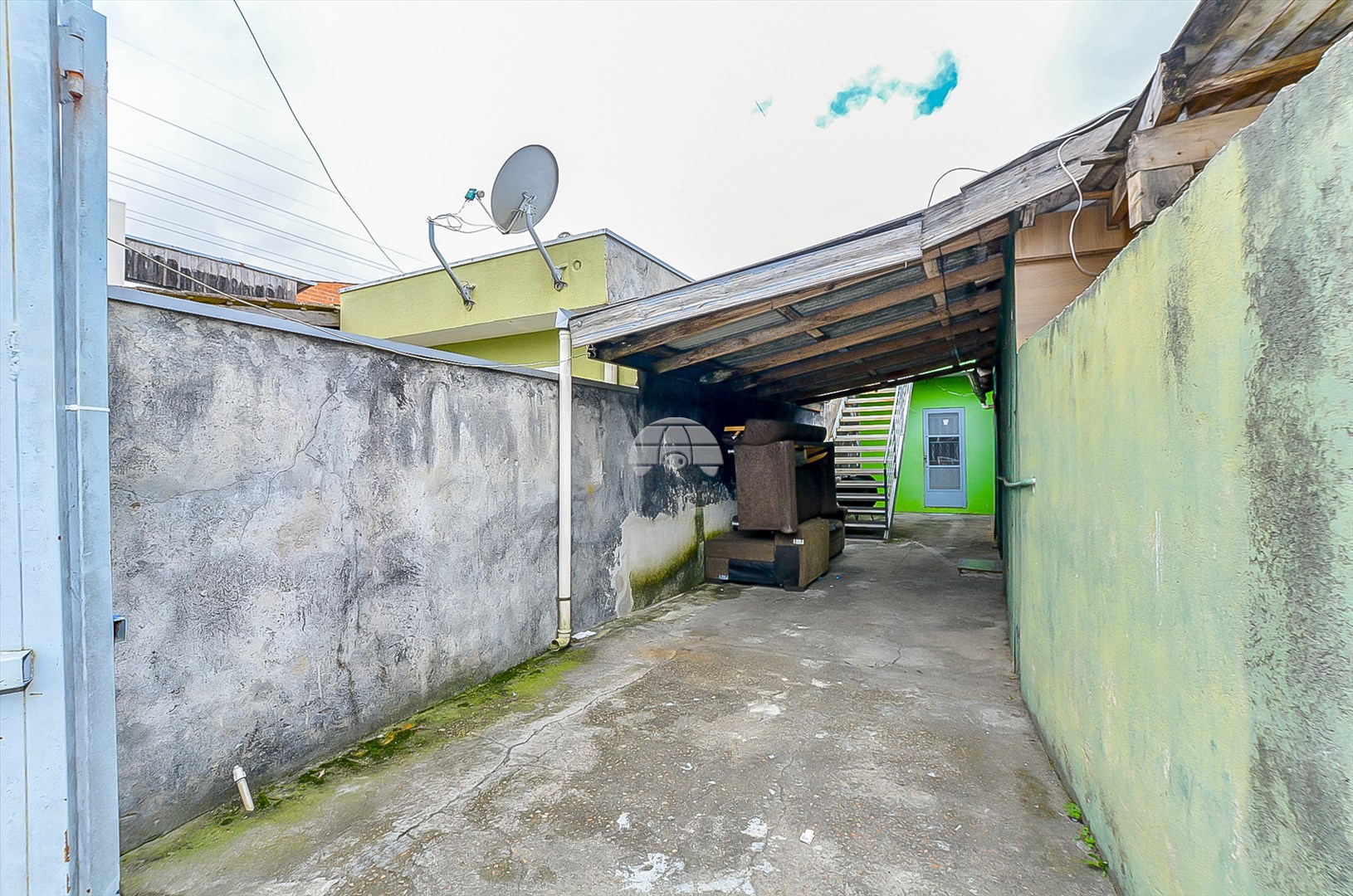 Sobrado à venda em Uberaba, Curitiba — TESTE 12342