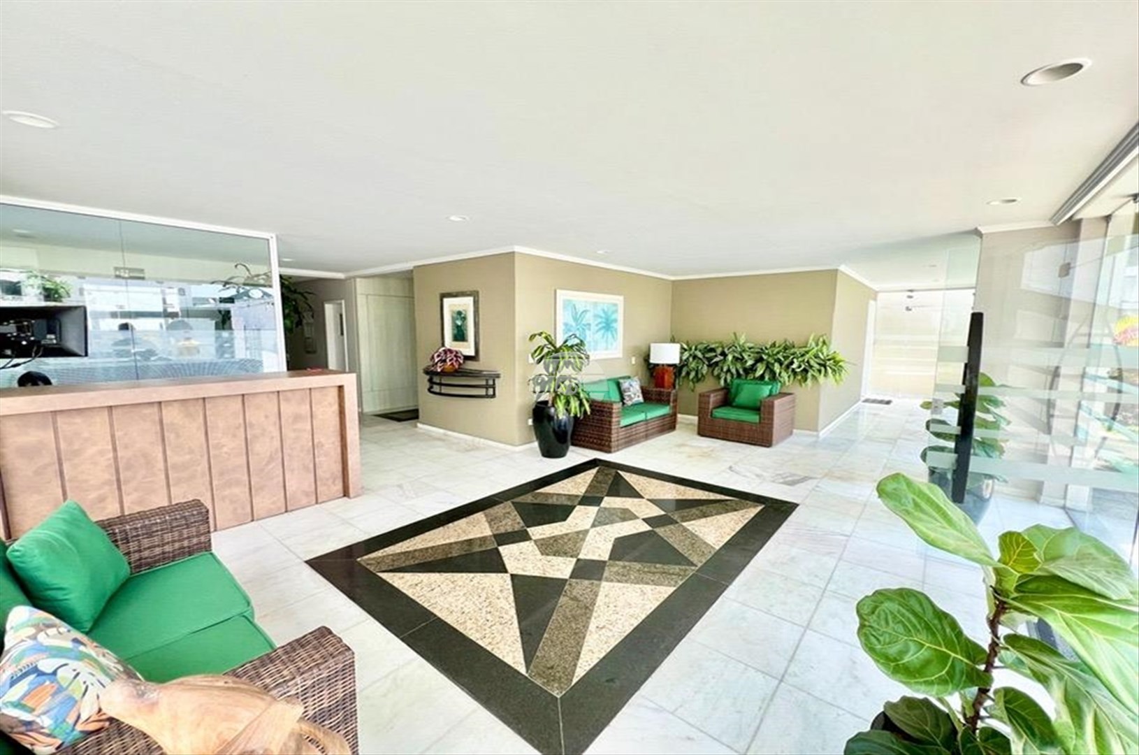 Apartamento à venda em Caioba, Matinhos — Portal Chave Fácil