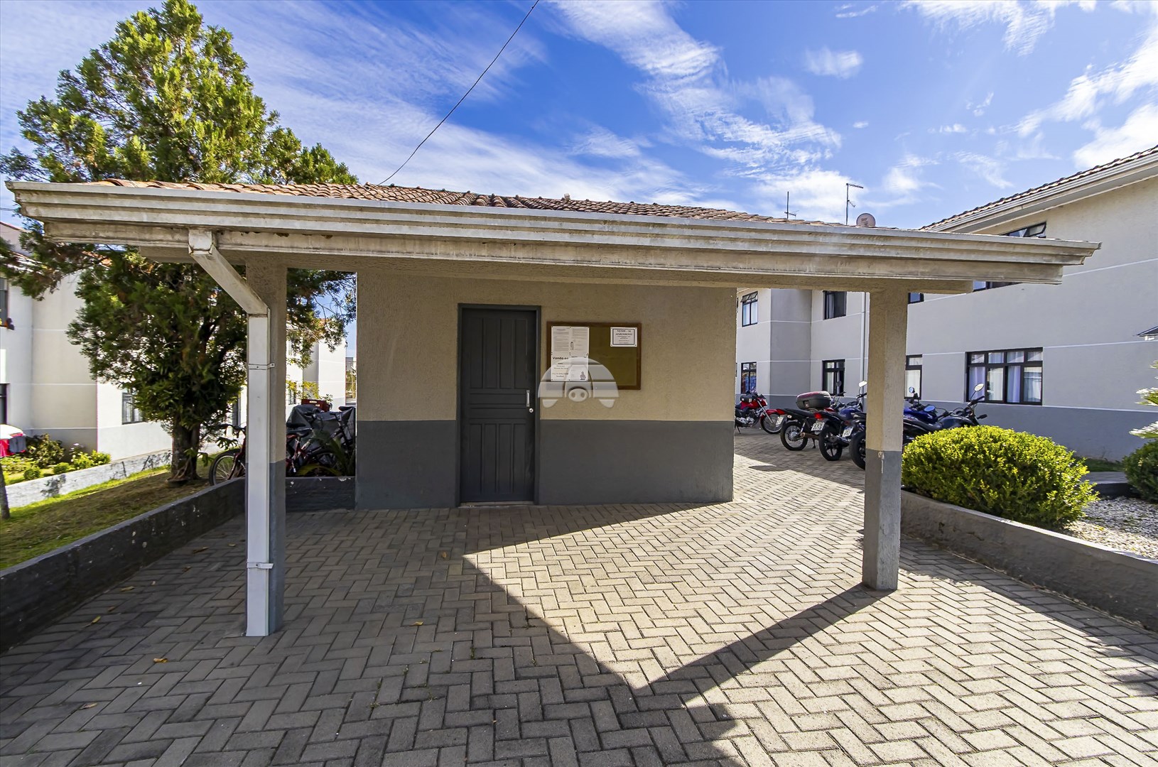 Apartamento à venda em Cajuru, Curitiba — Construa Assessoria Imobiliária
