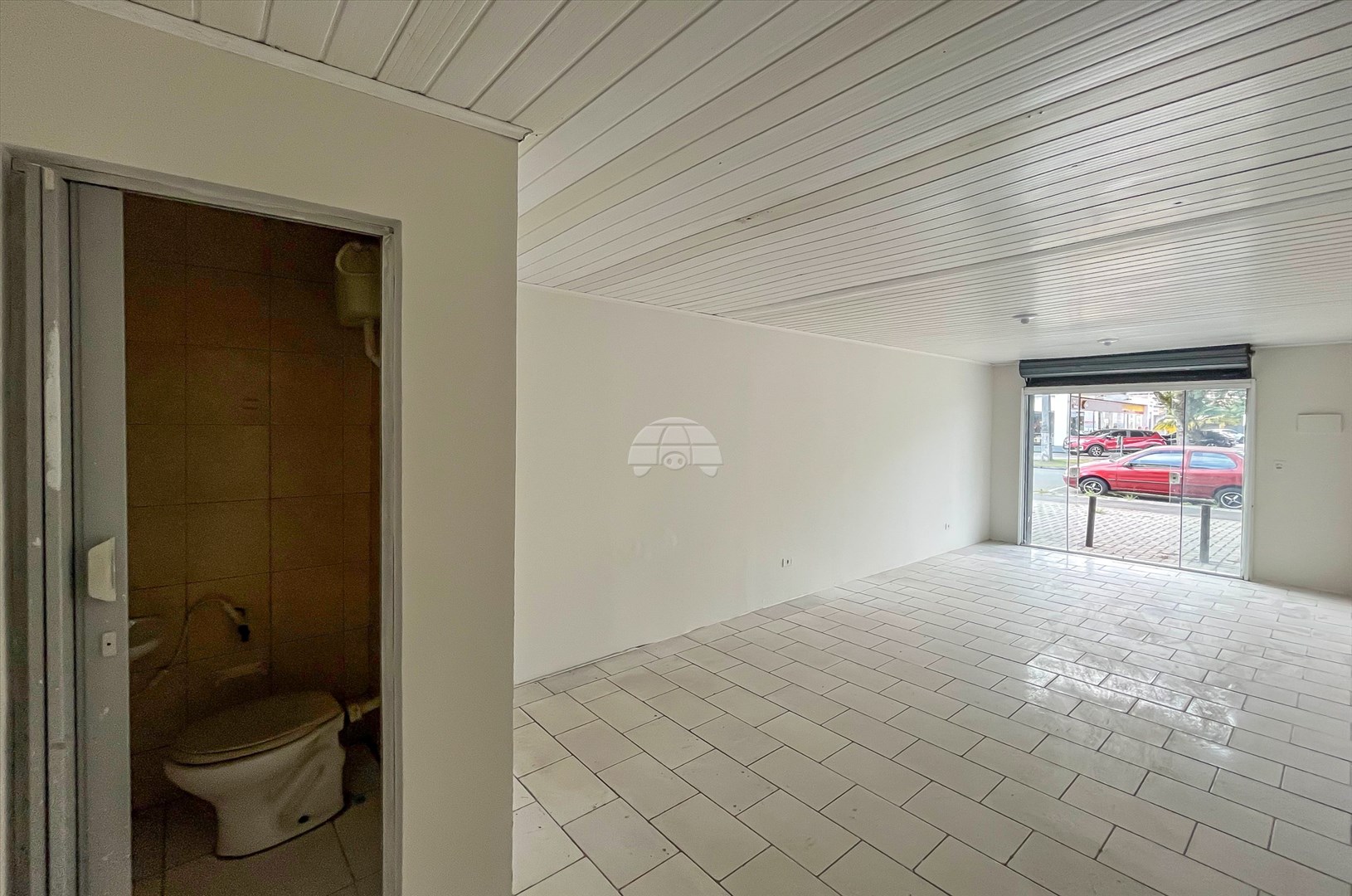 Sala/Conjunto Comercial para alugar em Xaxim, Curitiba — Portal Chave Fácil