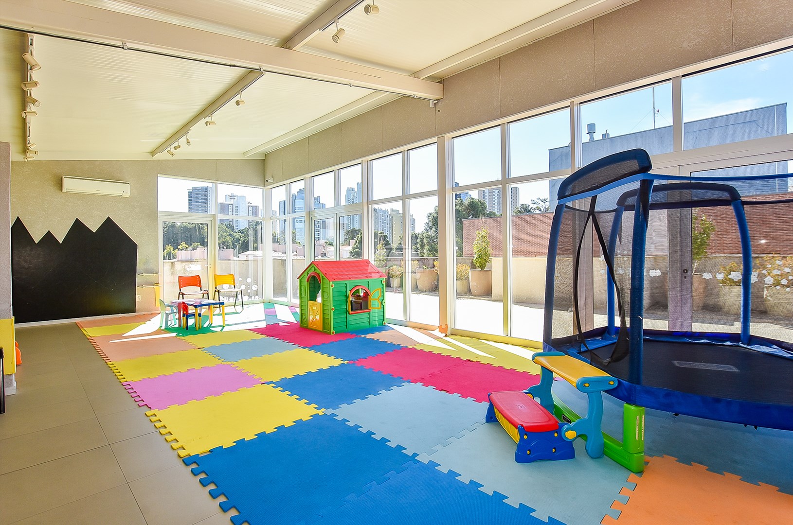 Apartamento à venda em Campo Comprido, Curitiba — Construa Assessoria Imobiliária