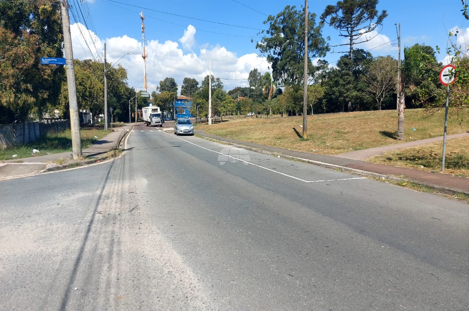 Terreno/Área à venda em Guabirotuba, Curitiba — Imobiliária Razão