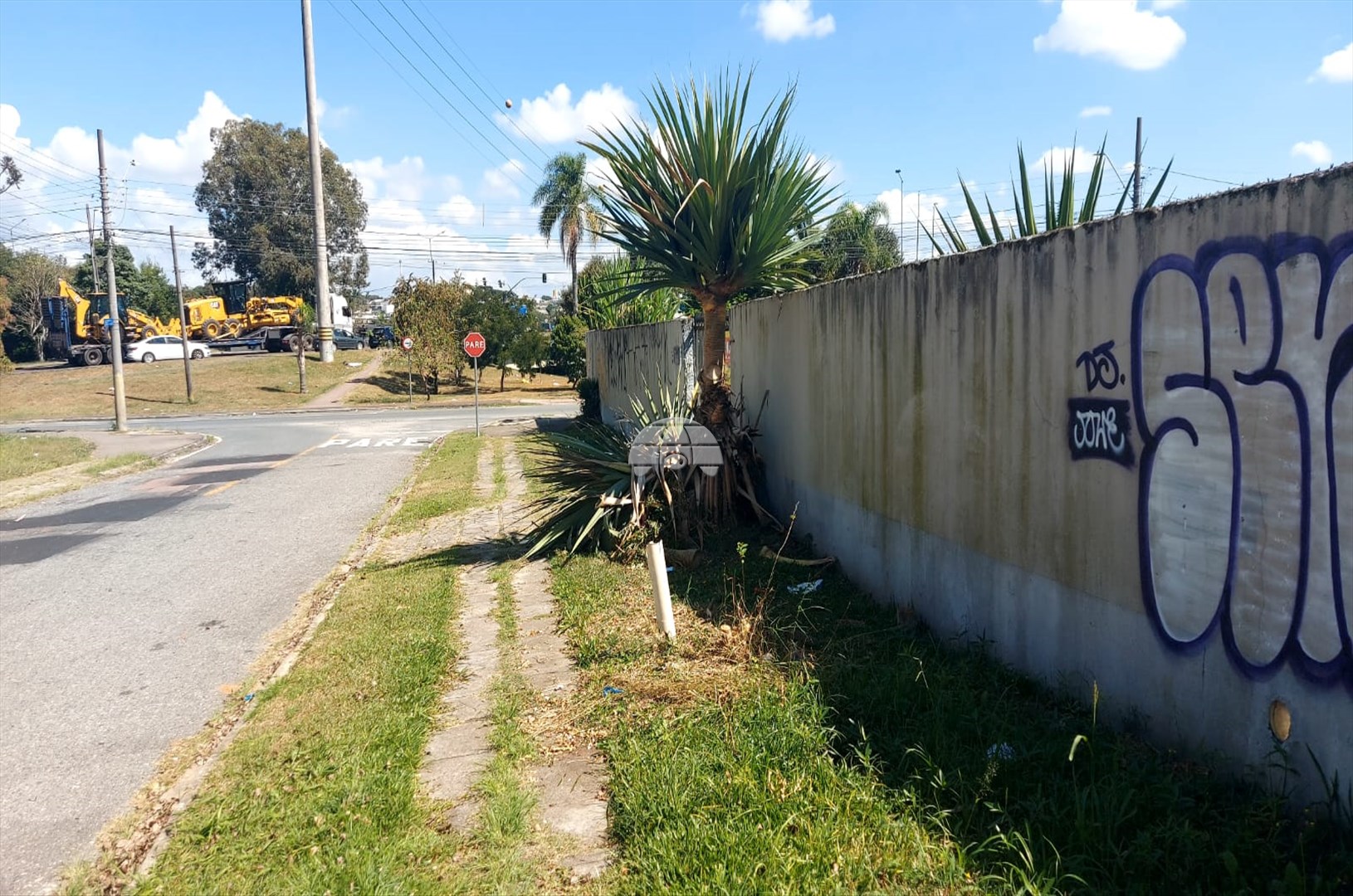 Terreno/Área à venda em Guabirotuba, Curitiba — Imobiliária Razão