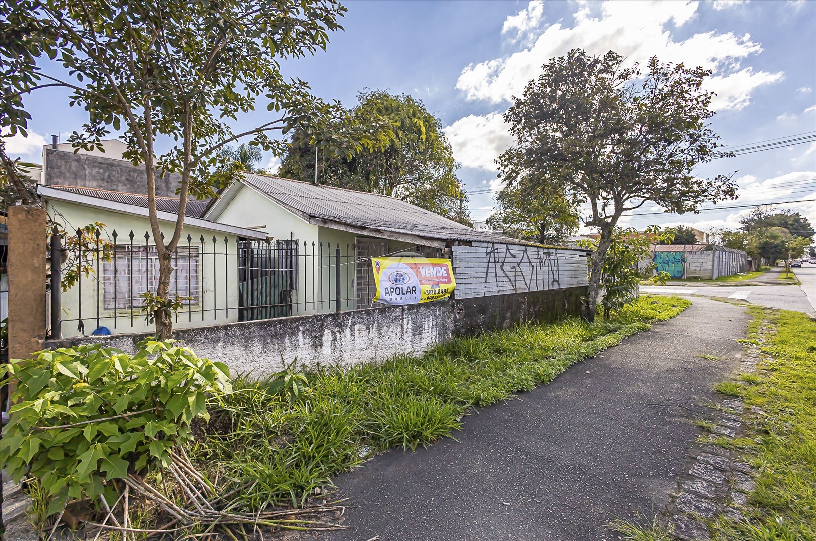 Terreno/Área à venda em Boqueirão, Curitiba — Portal Chave Fácil