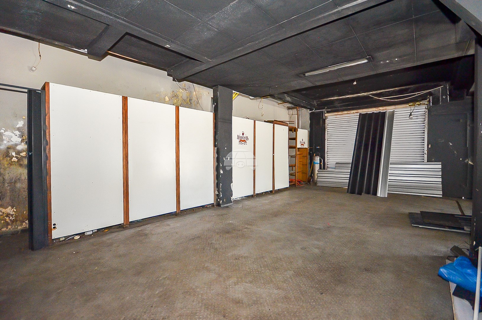 Loja Comercial para Venda no Bairro Rebouças ref. 226833 (10 / 10)