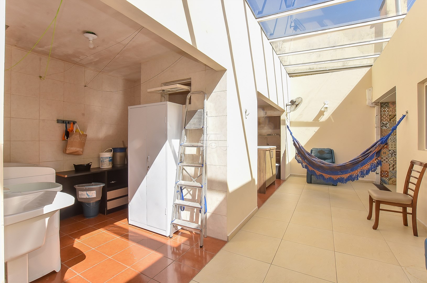 Casa à venda em Capão Raso, Curitiba — Galvão Vendas - Imóveis a venda em Curitiba