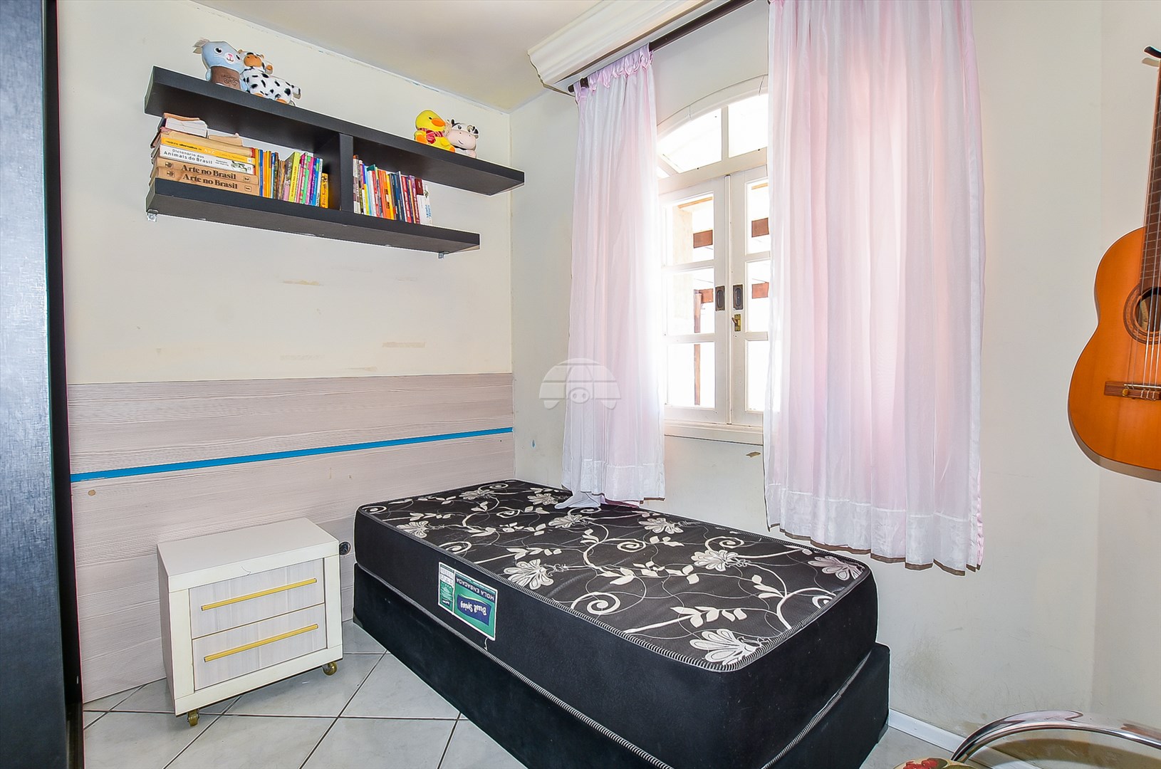 Casa à venda em Capão Raso, Curitiba — Galvão Vendas - Imóveis a venda em Curitiba