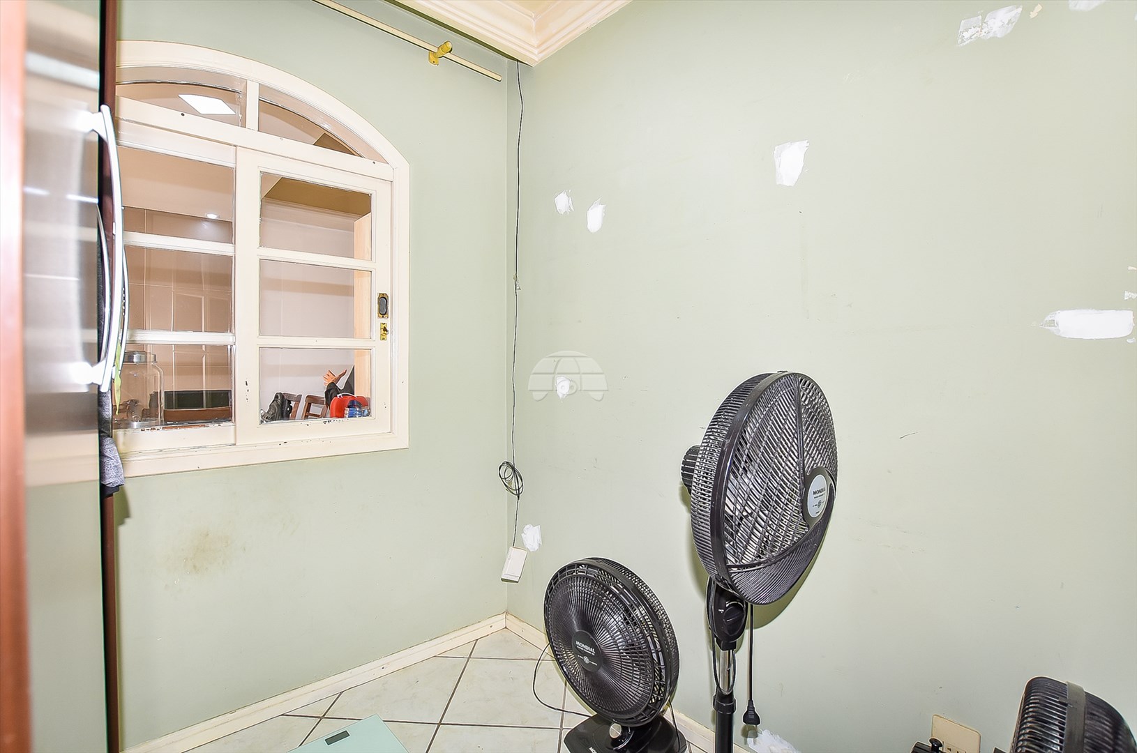 Casa à venda em Capão Raso, Curitiba — Galvão Vendas - Imóveis a venda em Curitiba
