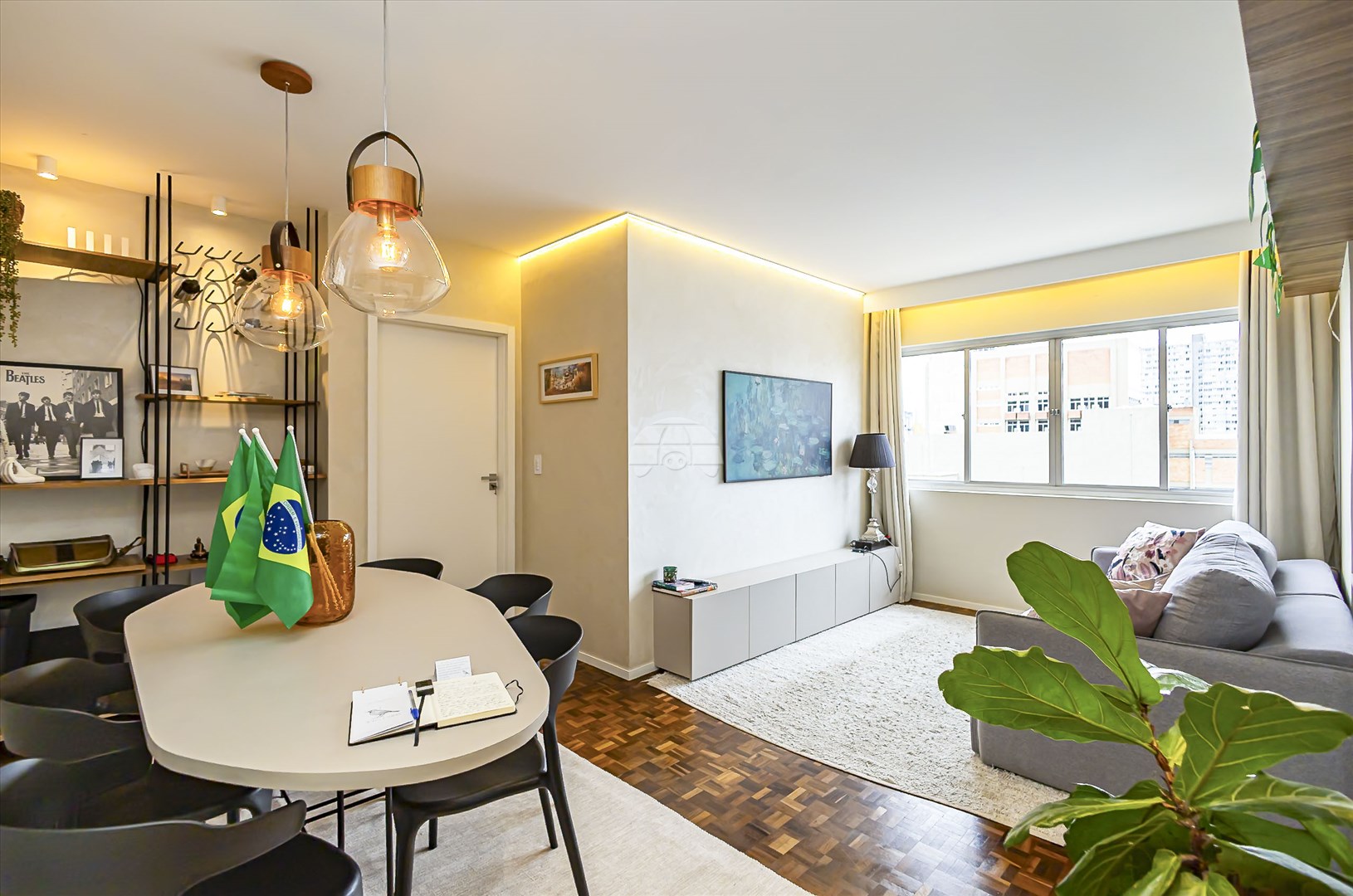 Apartamento à venda em Centro, Curitiba — Portal Chave Fácil
