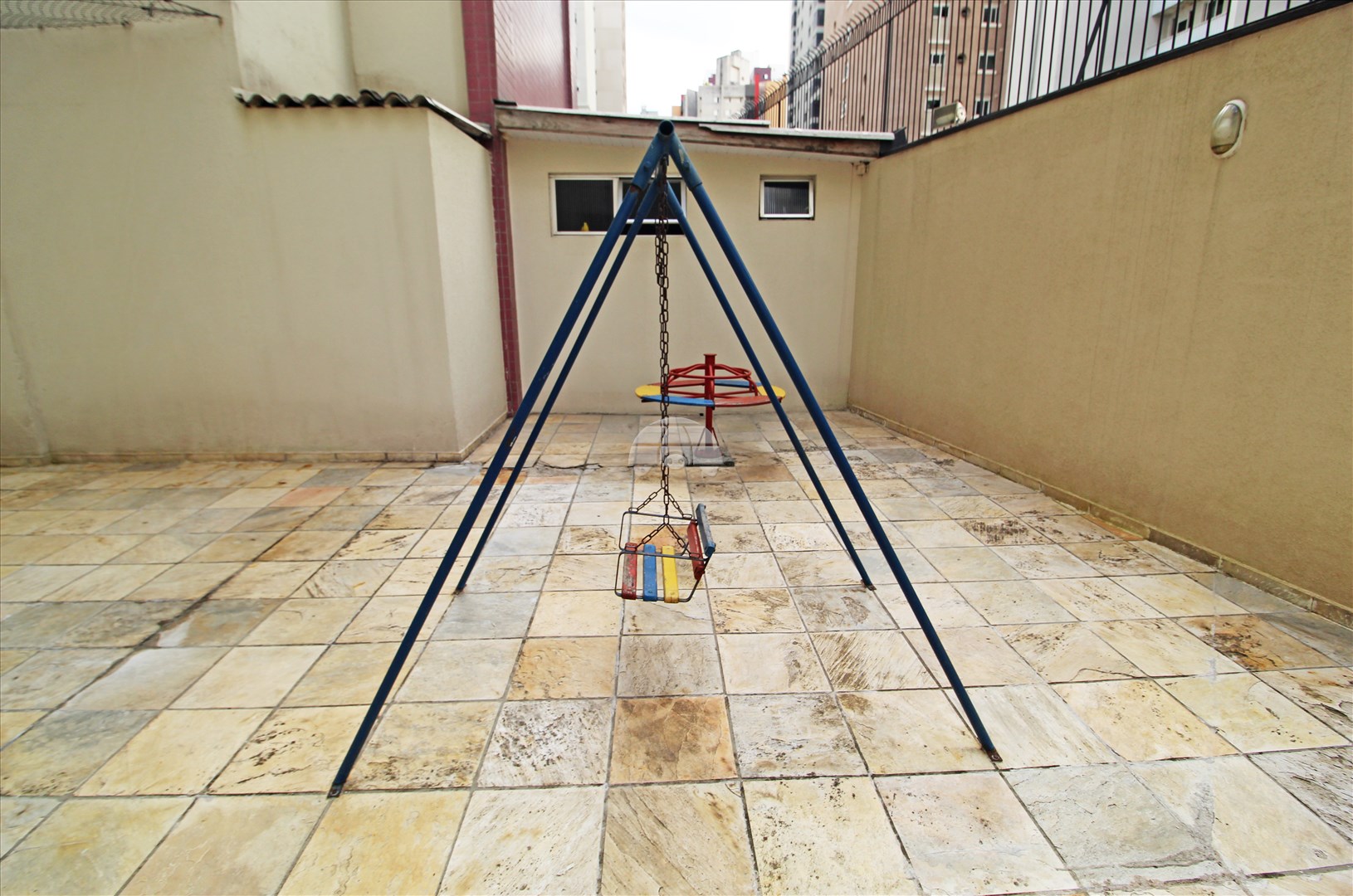 Apartamento para alugar em Bigorrilho, Curitiba — Imobiliária Cilar