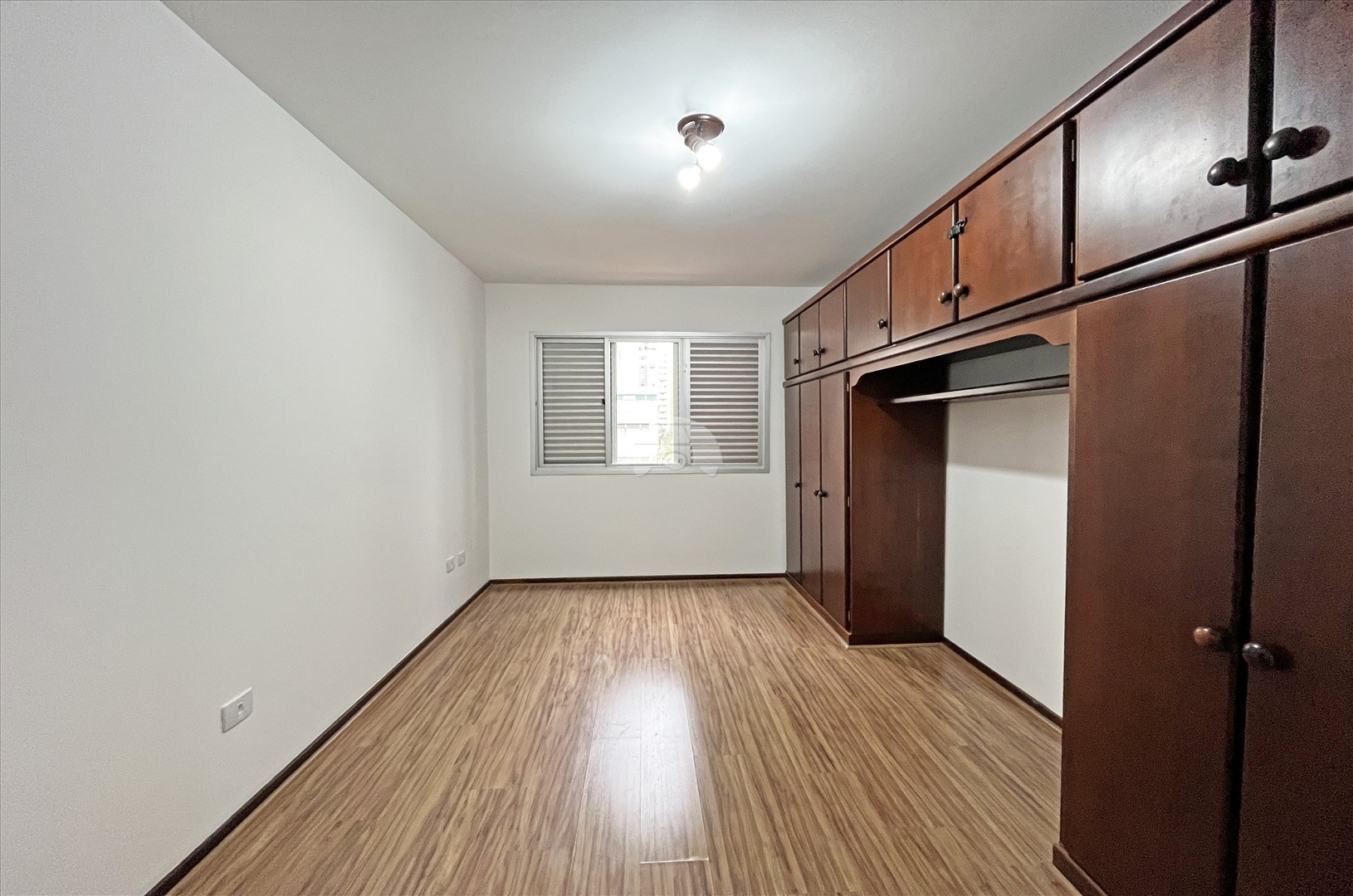 Apartamento para alugar em Bigorrilho, Curitiba — Imobiliária Cilar