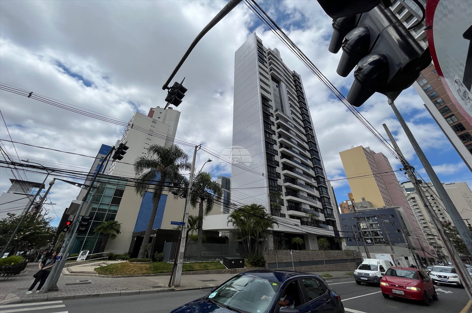 Apartamento para alugar em Centro, Curitiba — Portal Chave Fácil