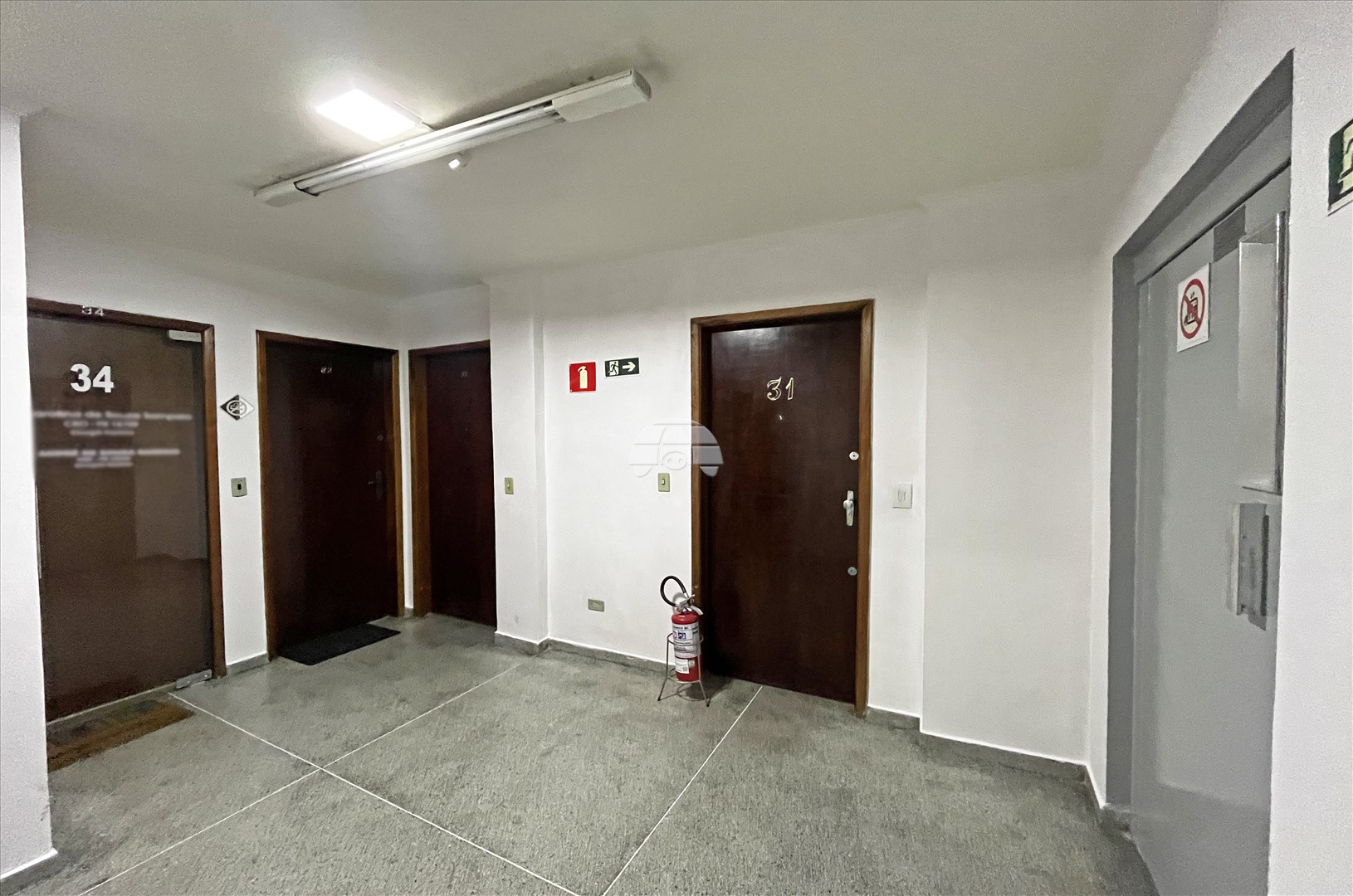 Sala Comercial para Locação no Bairro Centro ref. 108953 (9 / 10)