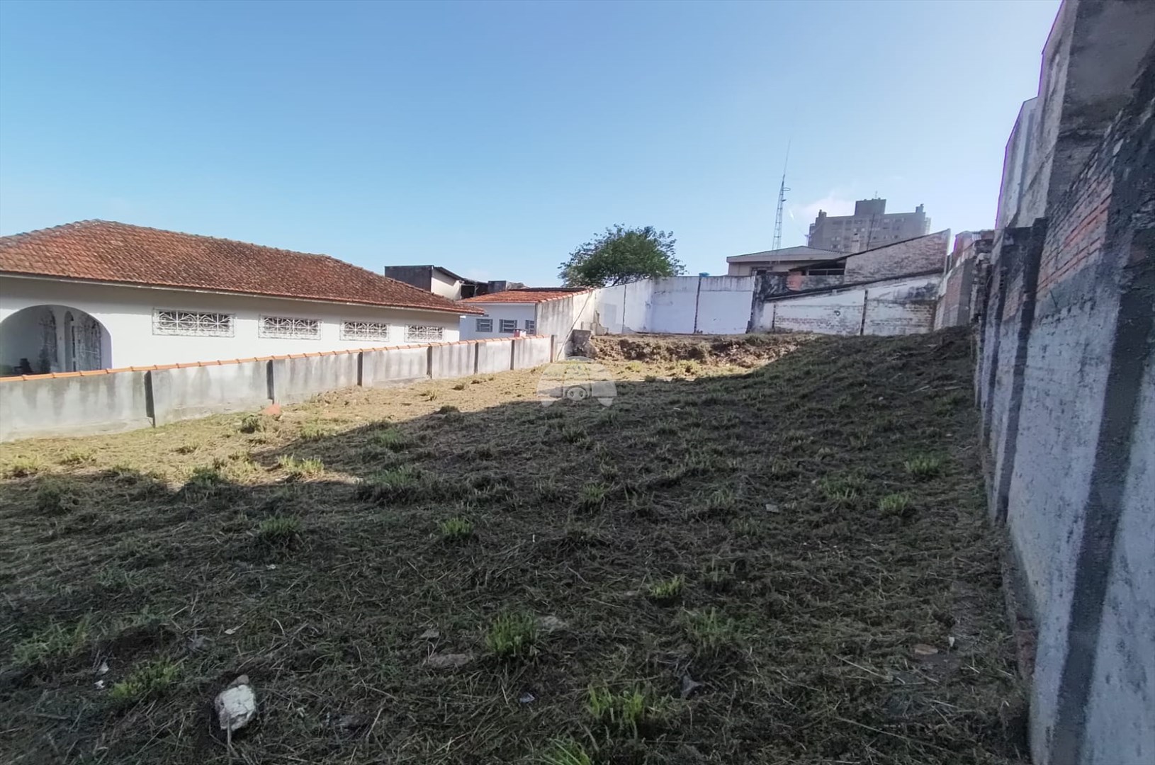 Terreno/Área à venda em Centro, Ponta Grossa — Portal Chave Fácil