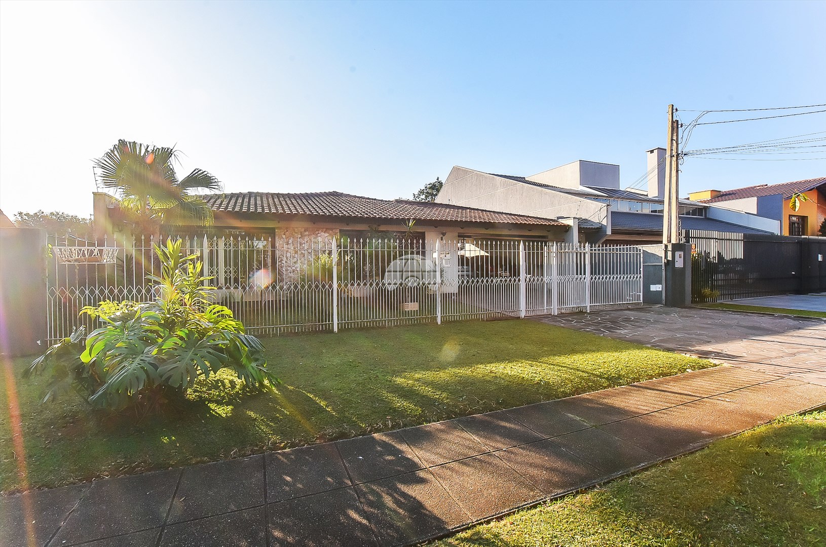 Casa à venda em Tarumã, Curitiba — Portal Chave Fácil