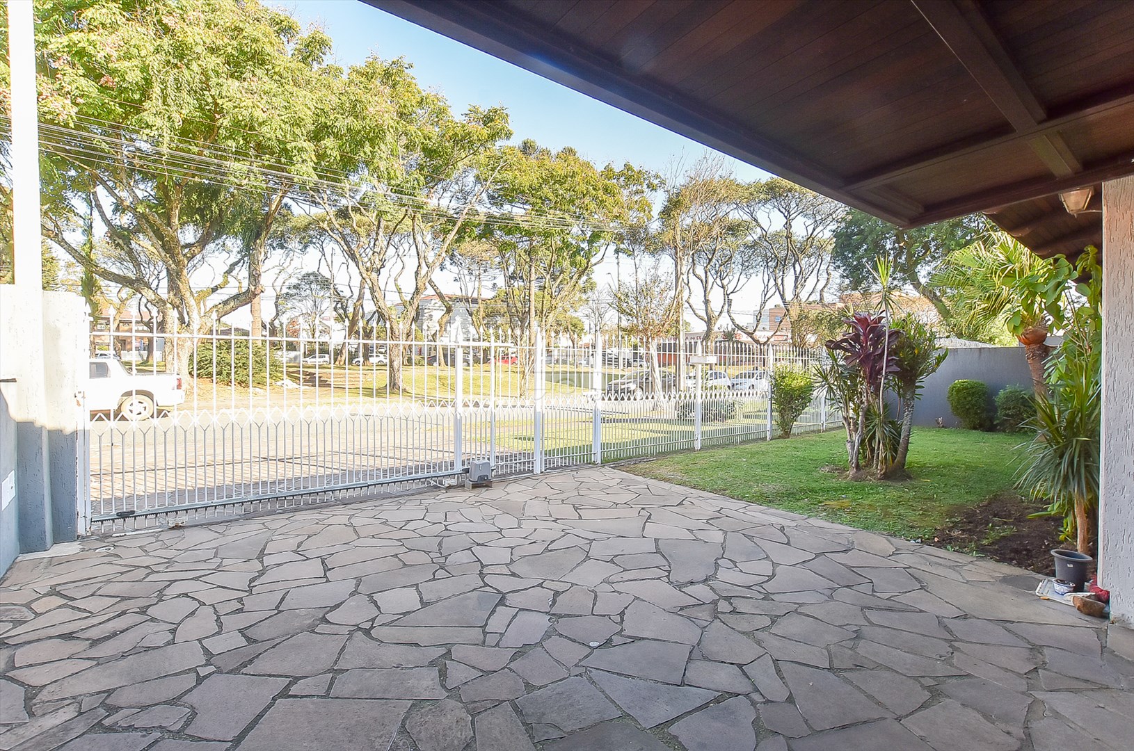 Casa à venda em Tarumã, Curitiba — Portal Chave Fácil