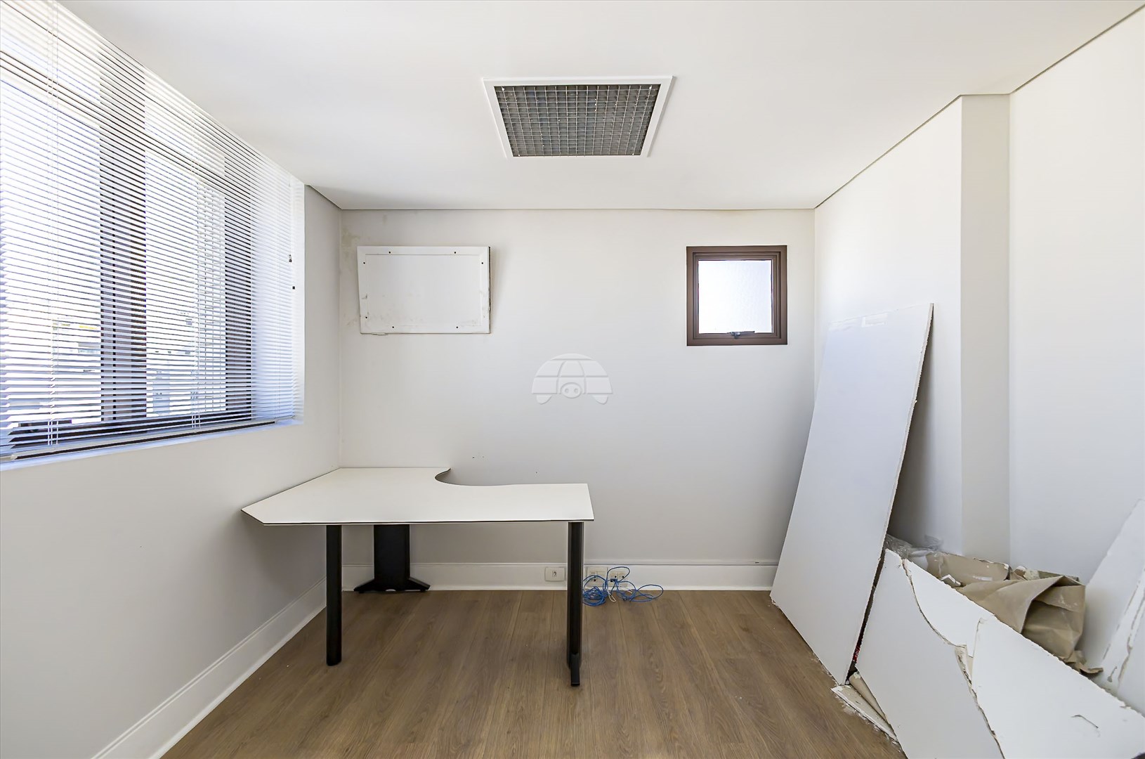 Sala/Conjunto Comercial à venda em Batel, Curitiba — Portal Chave Fácil