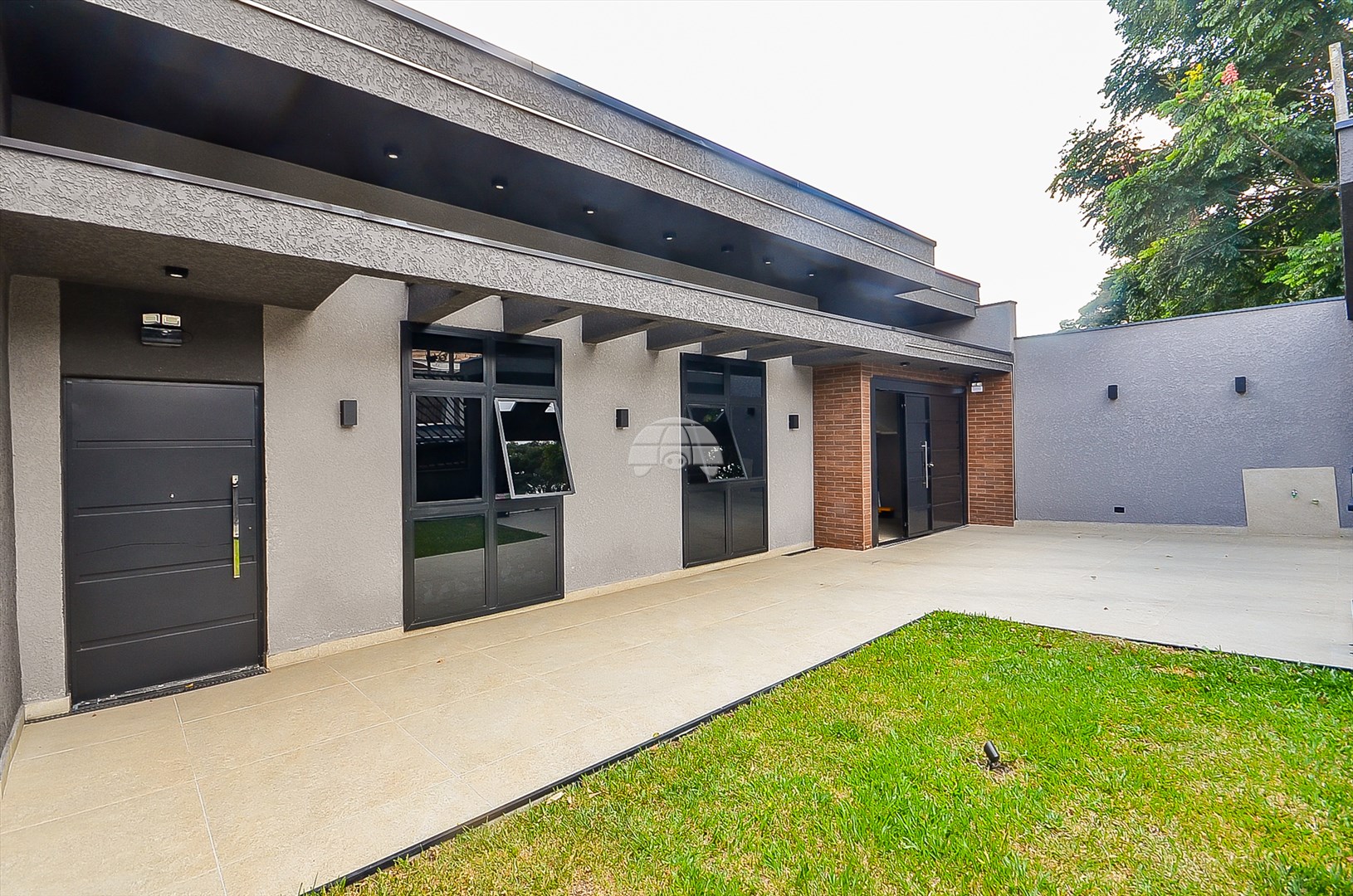 Casa à venda em Cachoeira, Curitiba — Portal Chave Fácil