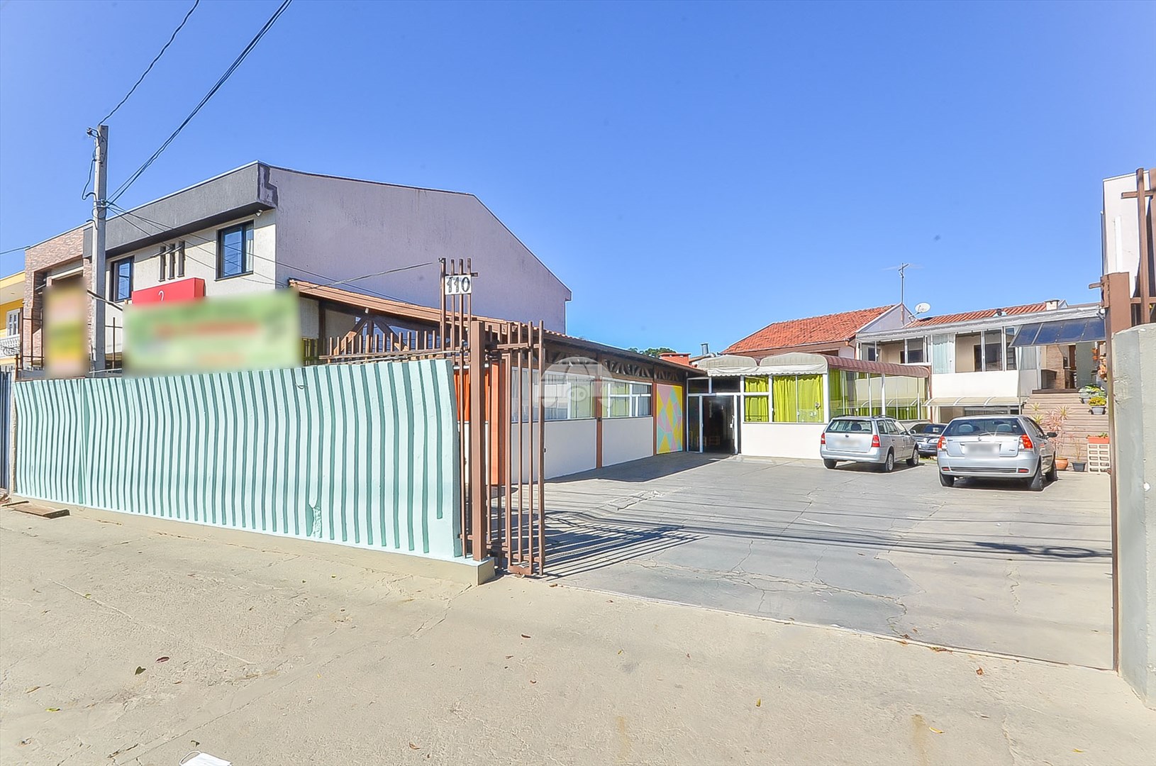 Casa à venda em Xaxim, Curitiba — Portal Chave Fácil
