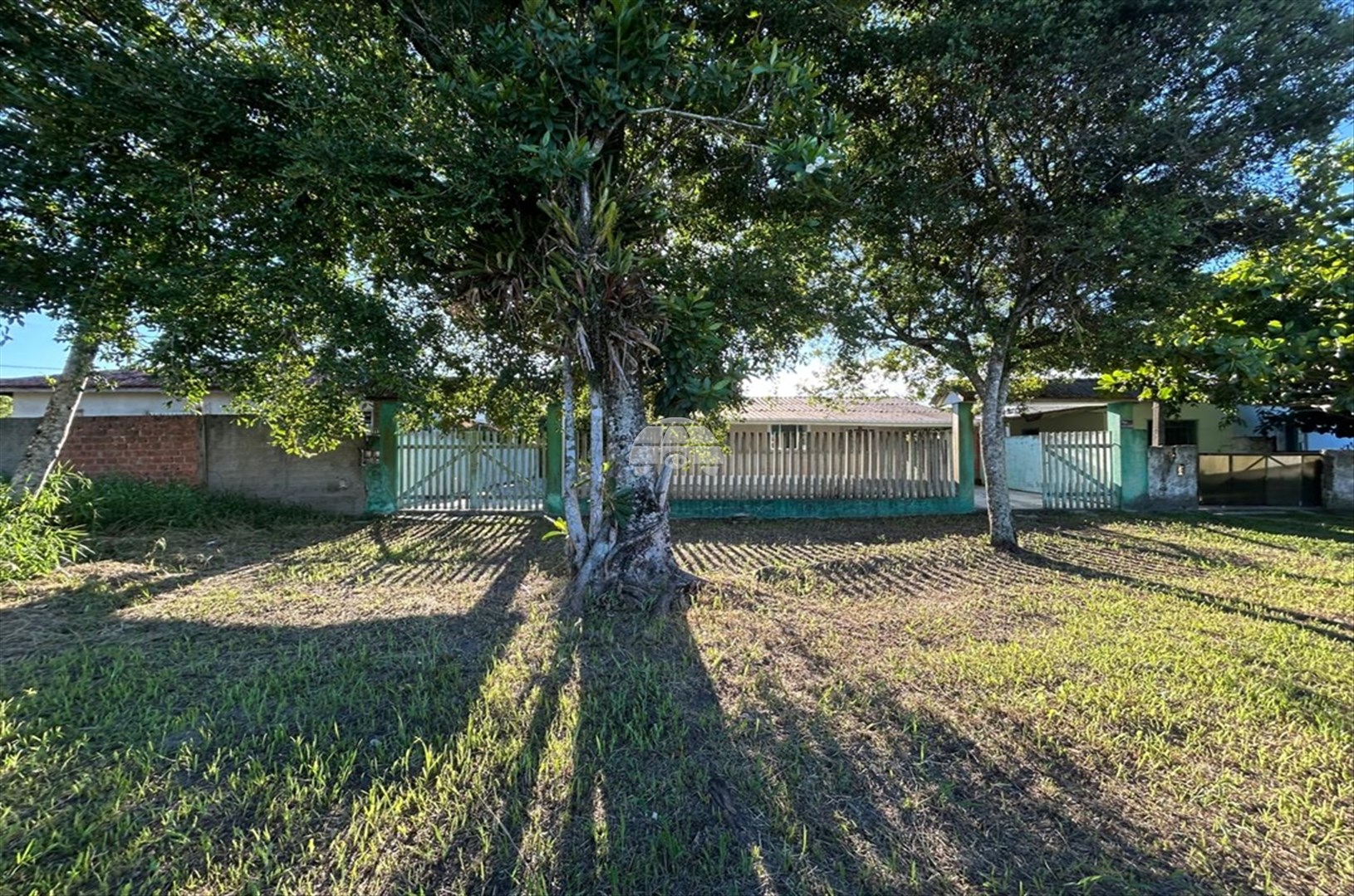 Casa à venda em Balneário Pereque, Matinhos — Portal Chave Fácil