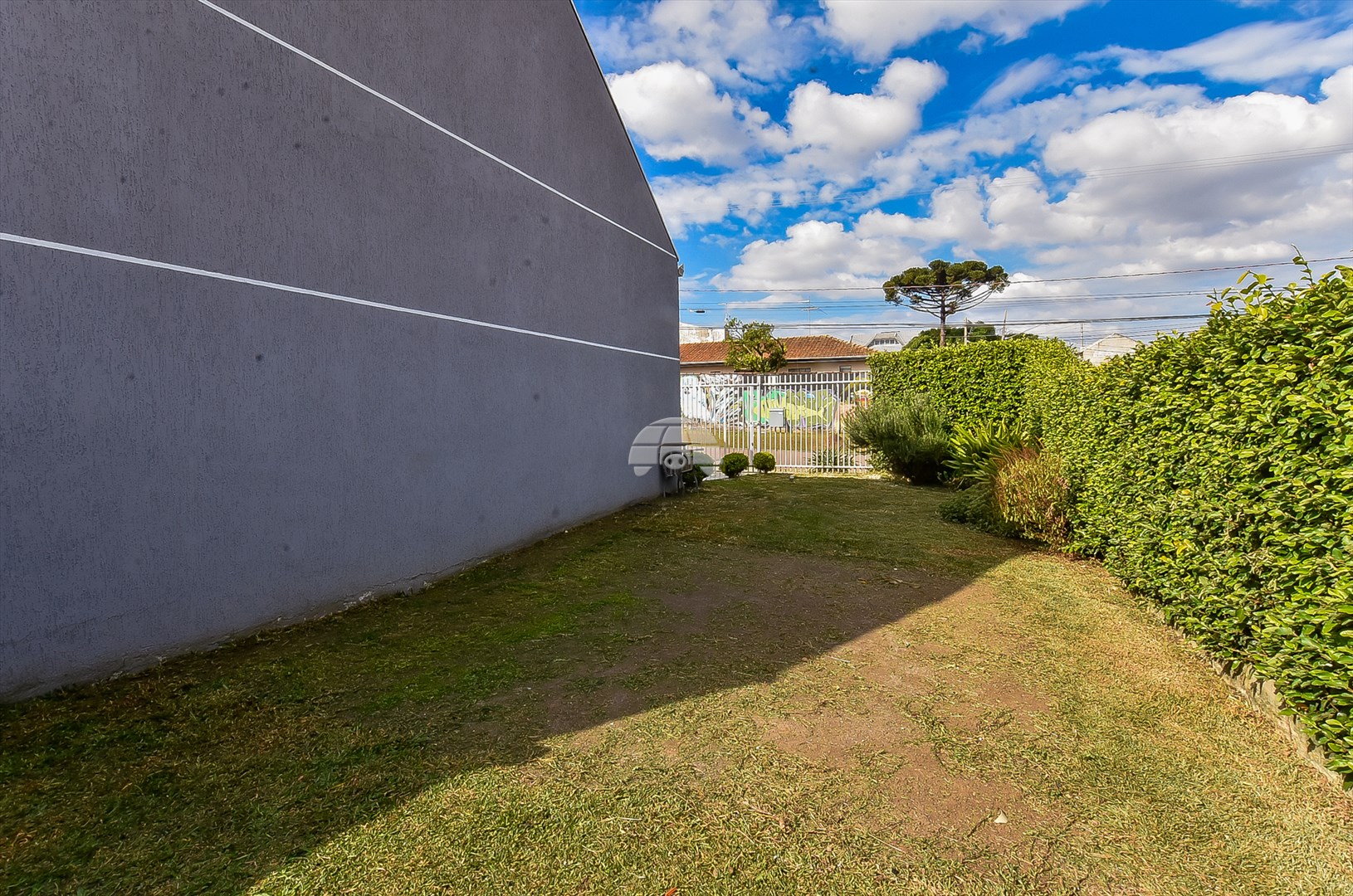 Casa à venda em Capão Raso, Curitiba — Galvão Vendas - Imóveis a venda em Curitiba
