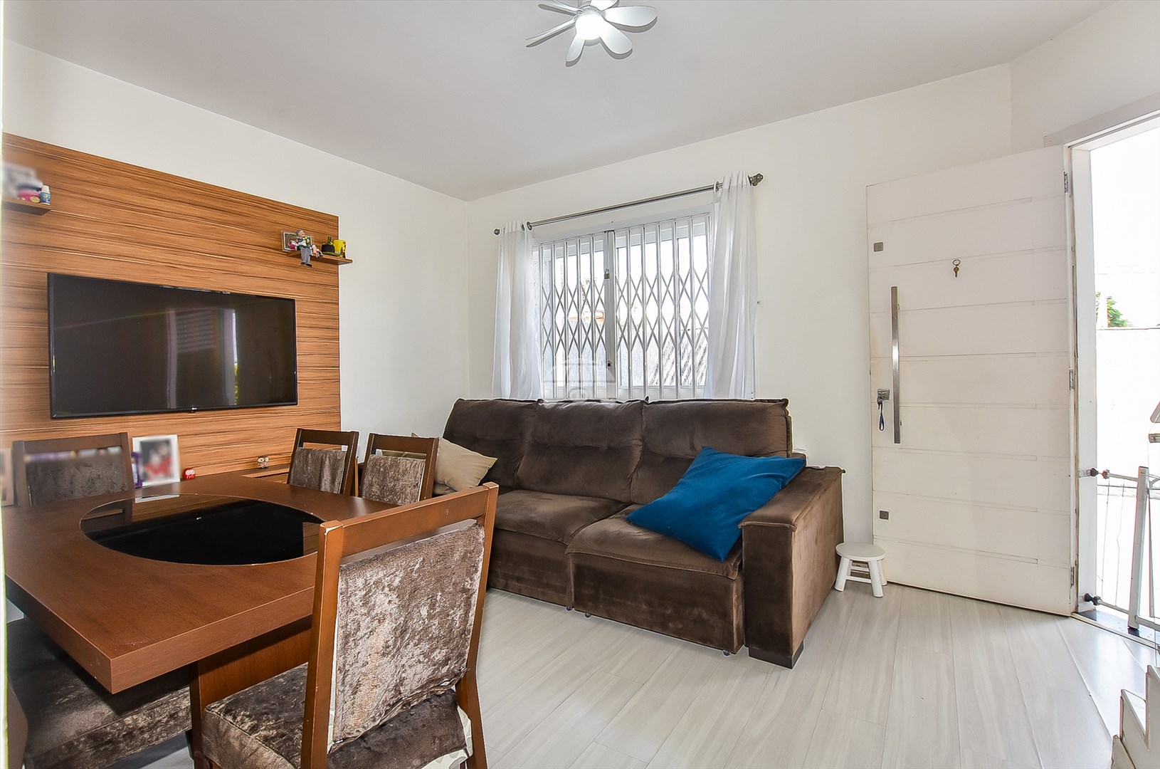 Casa à venda em Capão Raso, Curitiba — Galvão Vendas - Imóveis a venda em Curitiba
