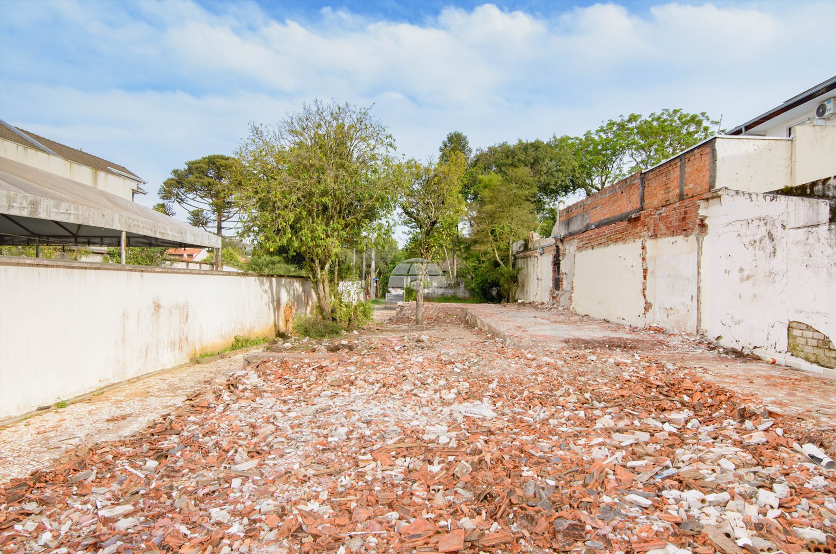 Terreno à venda em Bacacheri, Curitiba — Portal Chave Fácil
