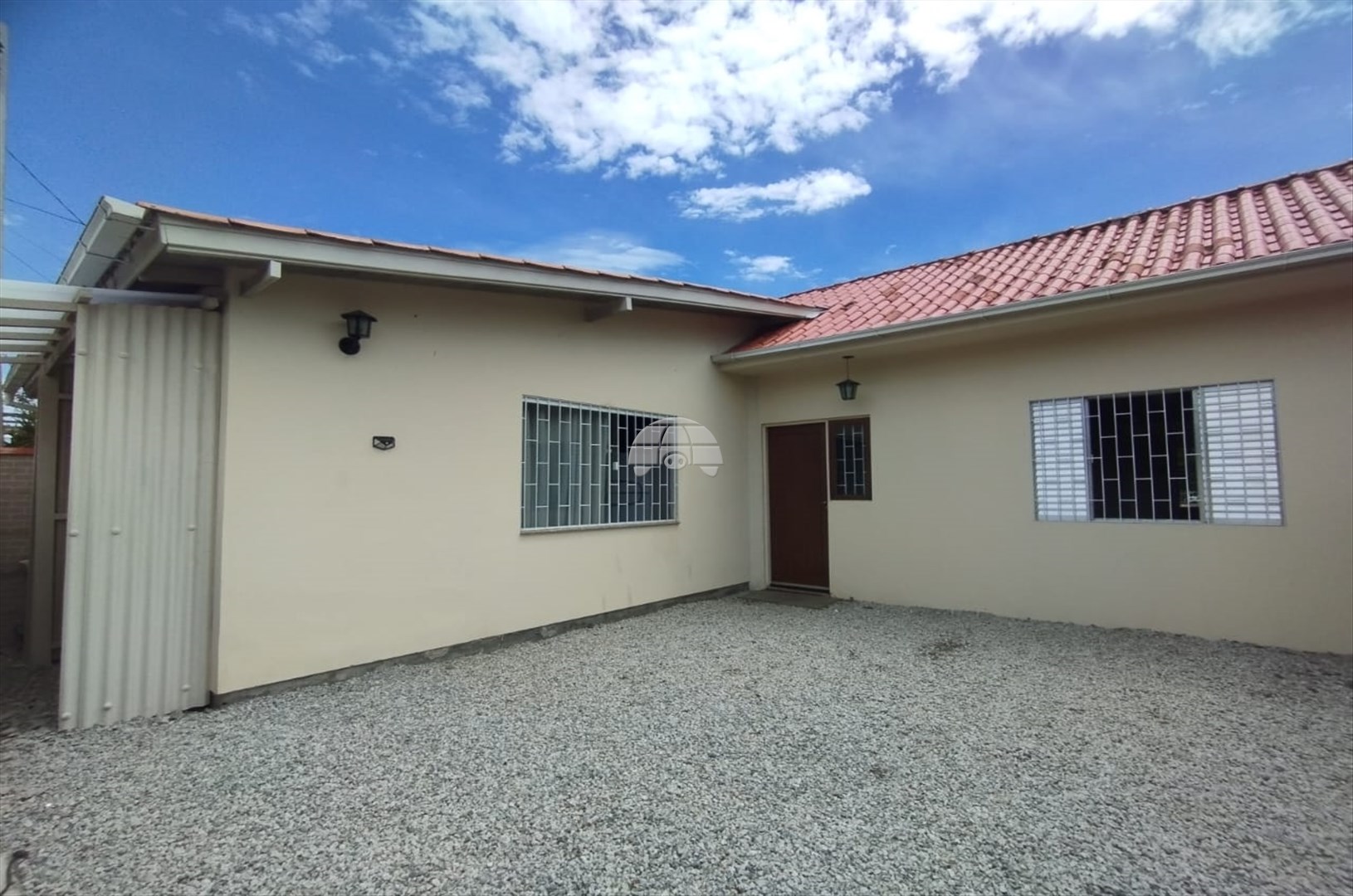 Casa à venda em Campeche, Florianópolis — Portal Chave Fácil