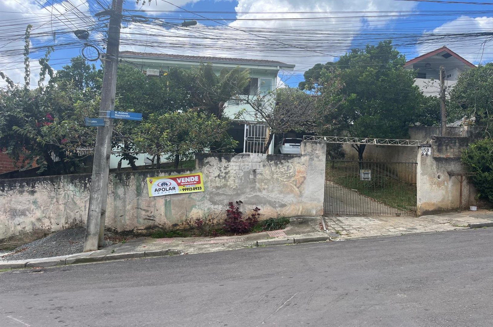 Casa à venda em Cachoeira, Curitiba — Portal Chave Fácil