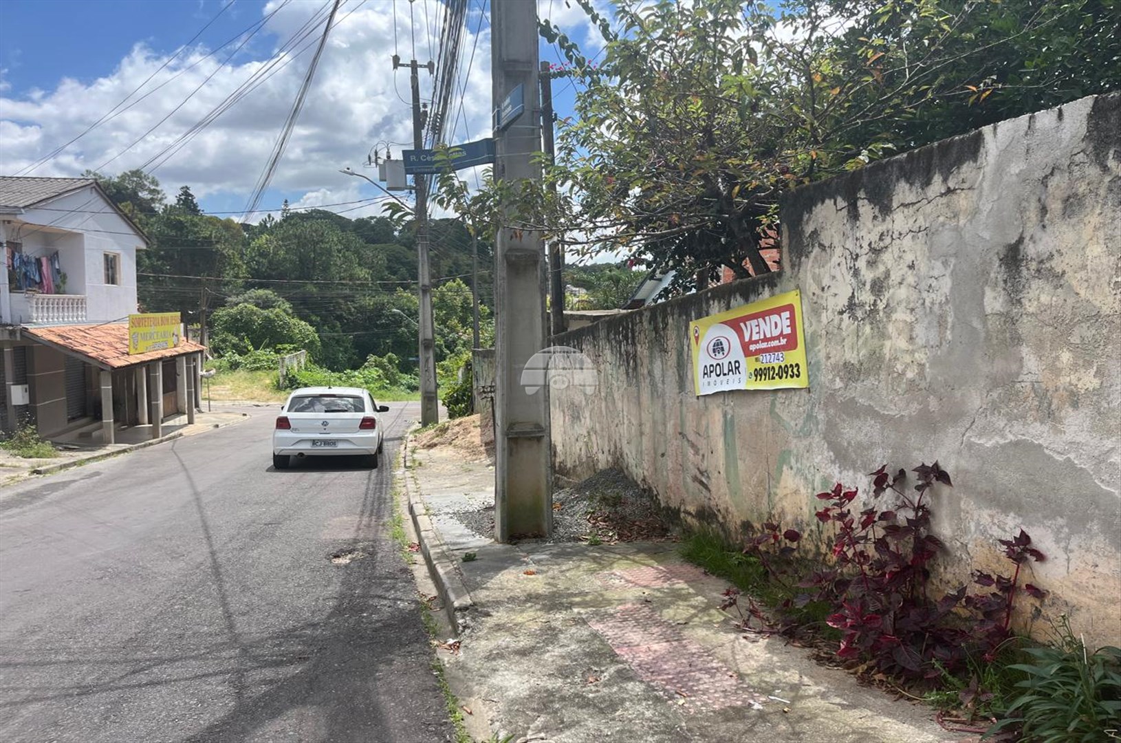 Casa à venda em Cachoeira, Curitiba — Portal Chave Fácil