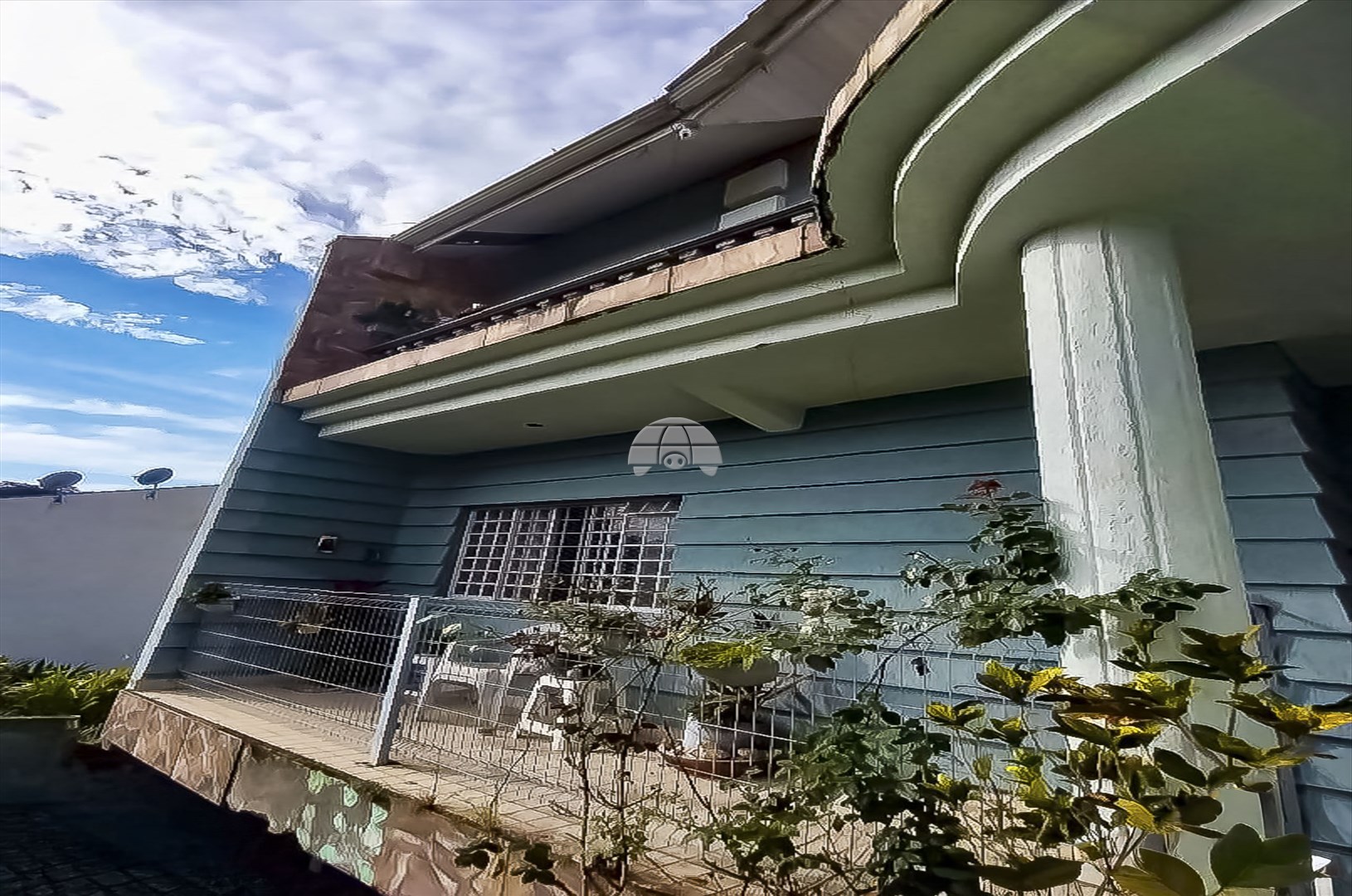 Sobrado à venda em Barreirinha, Curitiba — Portal Chave Fácil