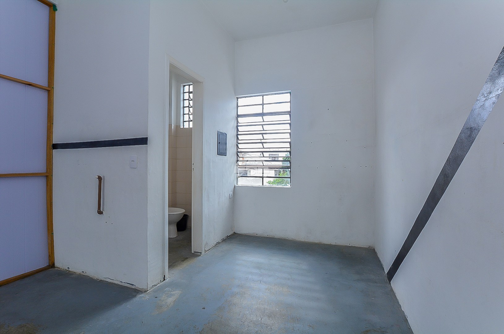 Sala/Conjunto Comercial à venda em Cajuru, Curitiba — Portal Chave Fácil