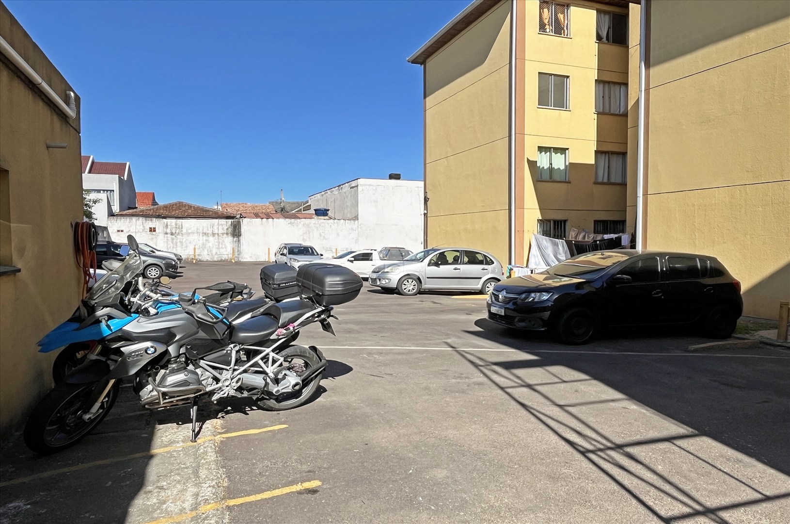 Apartamento para alugar em Sítio Cercado, Curitiba — MAFI ADMINISTRADORA DE IMOVEIS LTDA